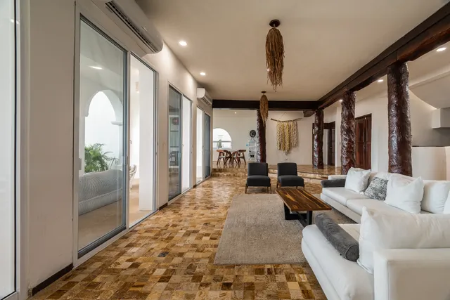 Wander Cancun Palms #3