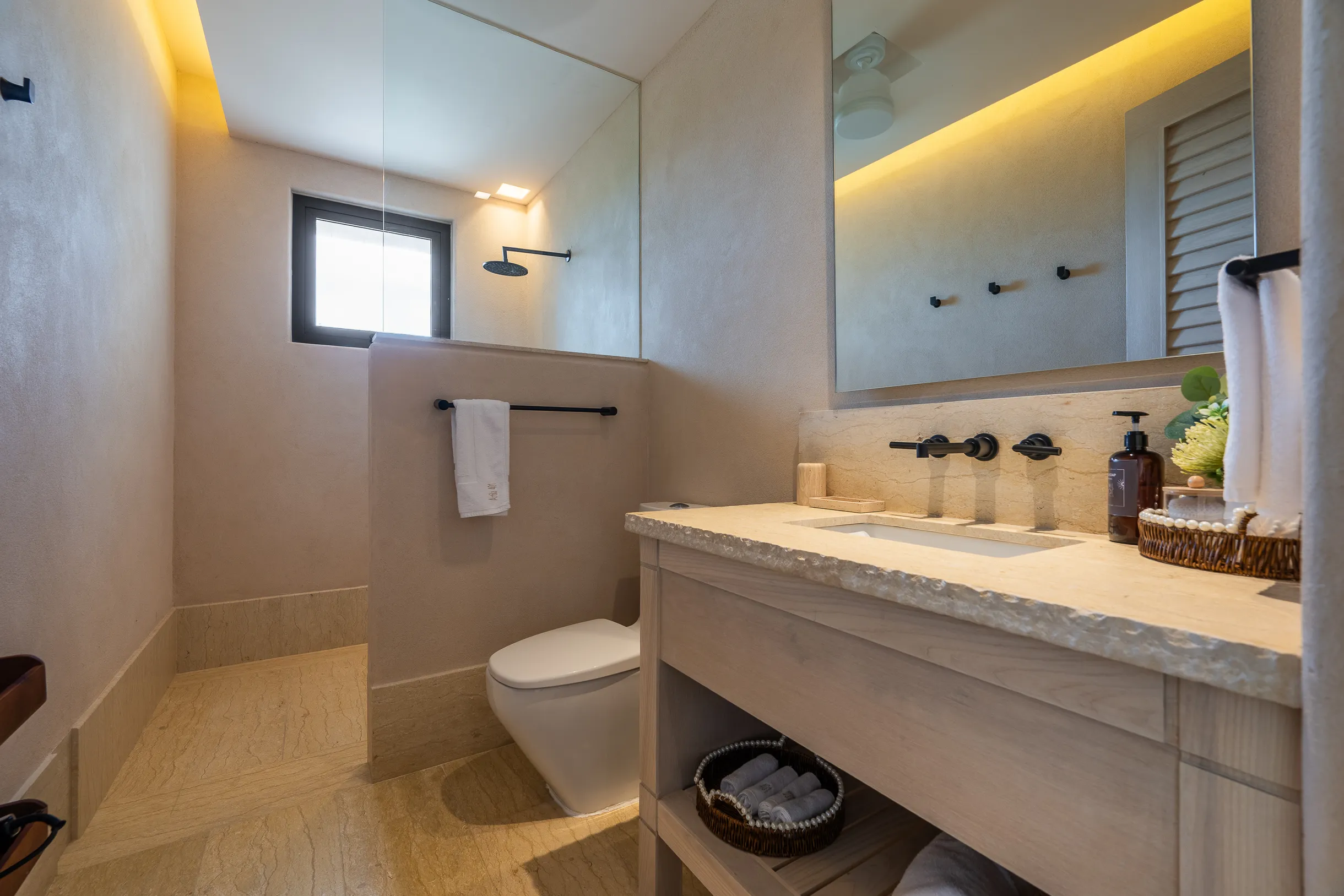 Wander Isla Mujeres Oasis #5