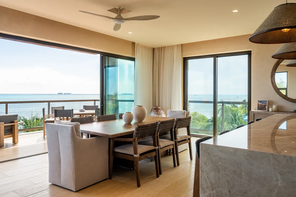 Wander Isla Mujeres Oasis