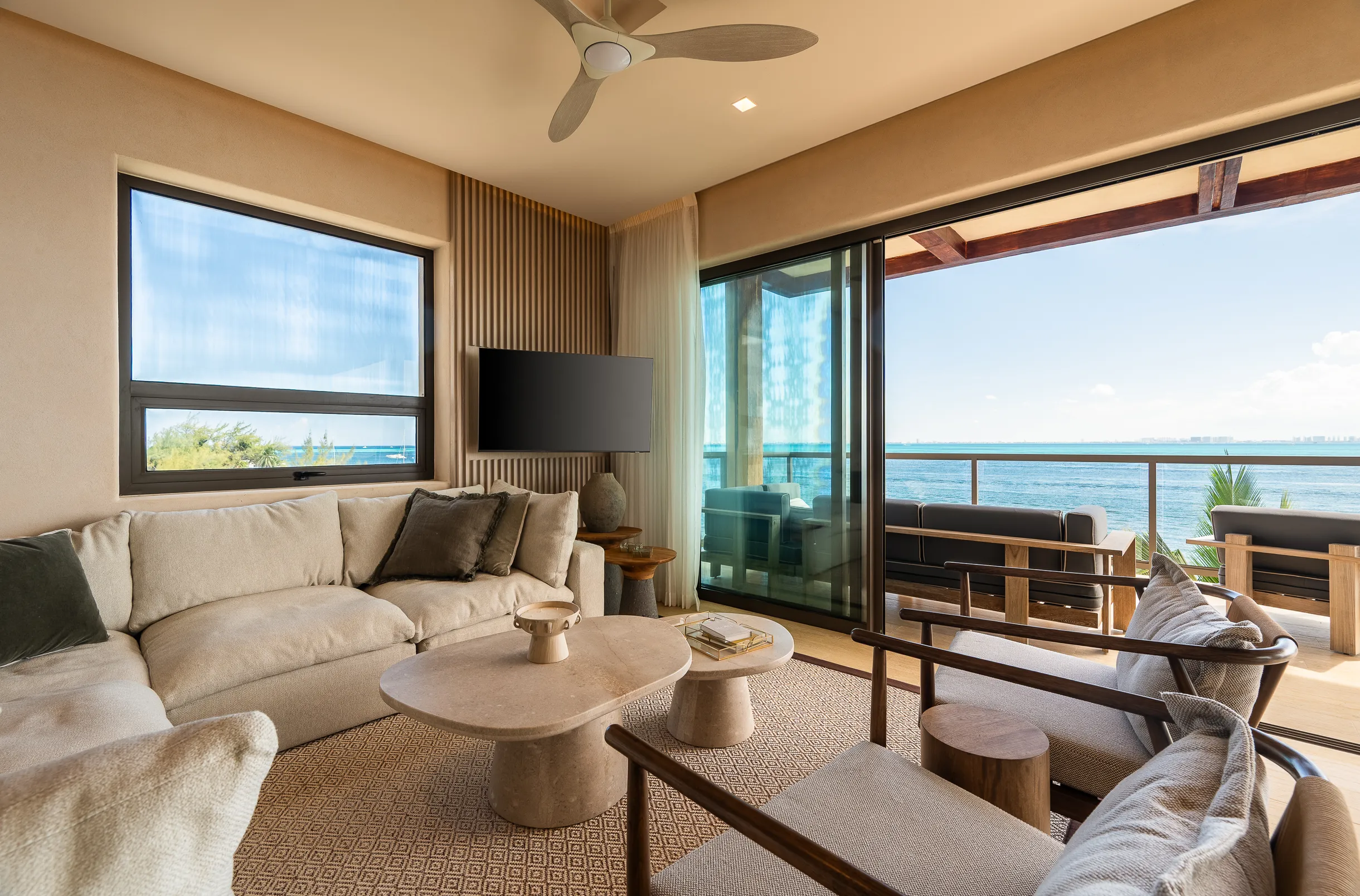 Wander Isla Mujeres Oasis #36