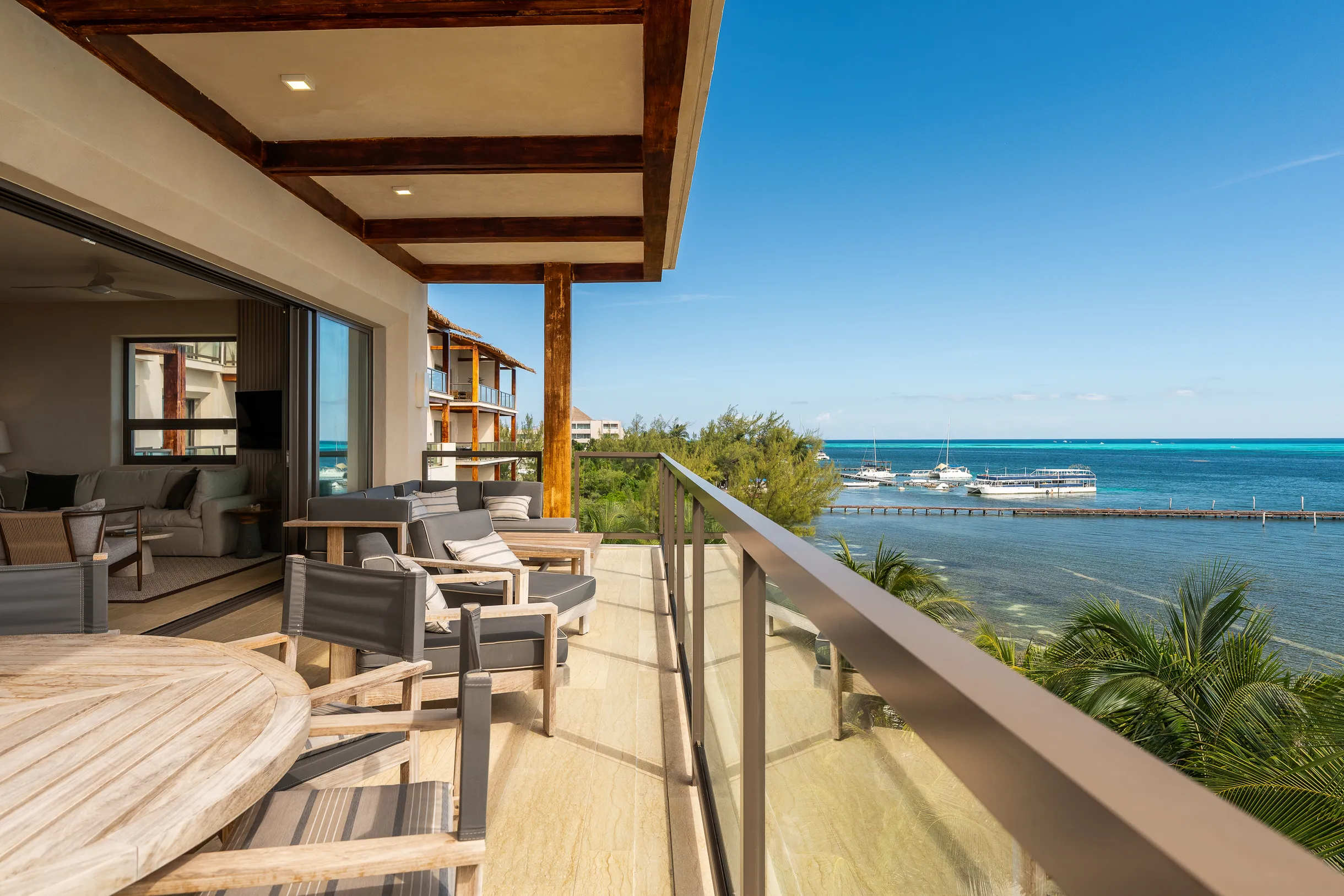 Wander Isla Mujeres Oasis #96