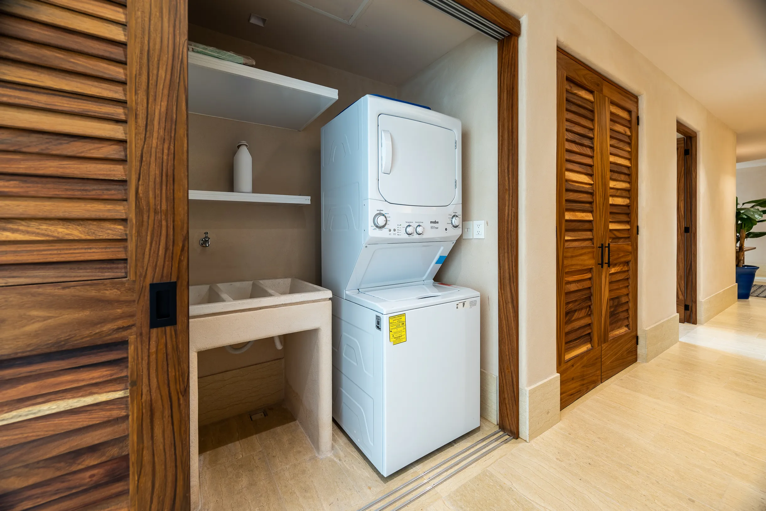 Wander Isla Mujeres Oasis #22