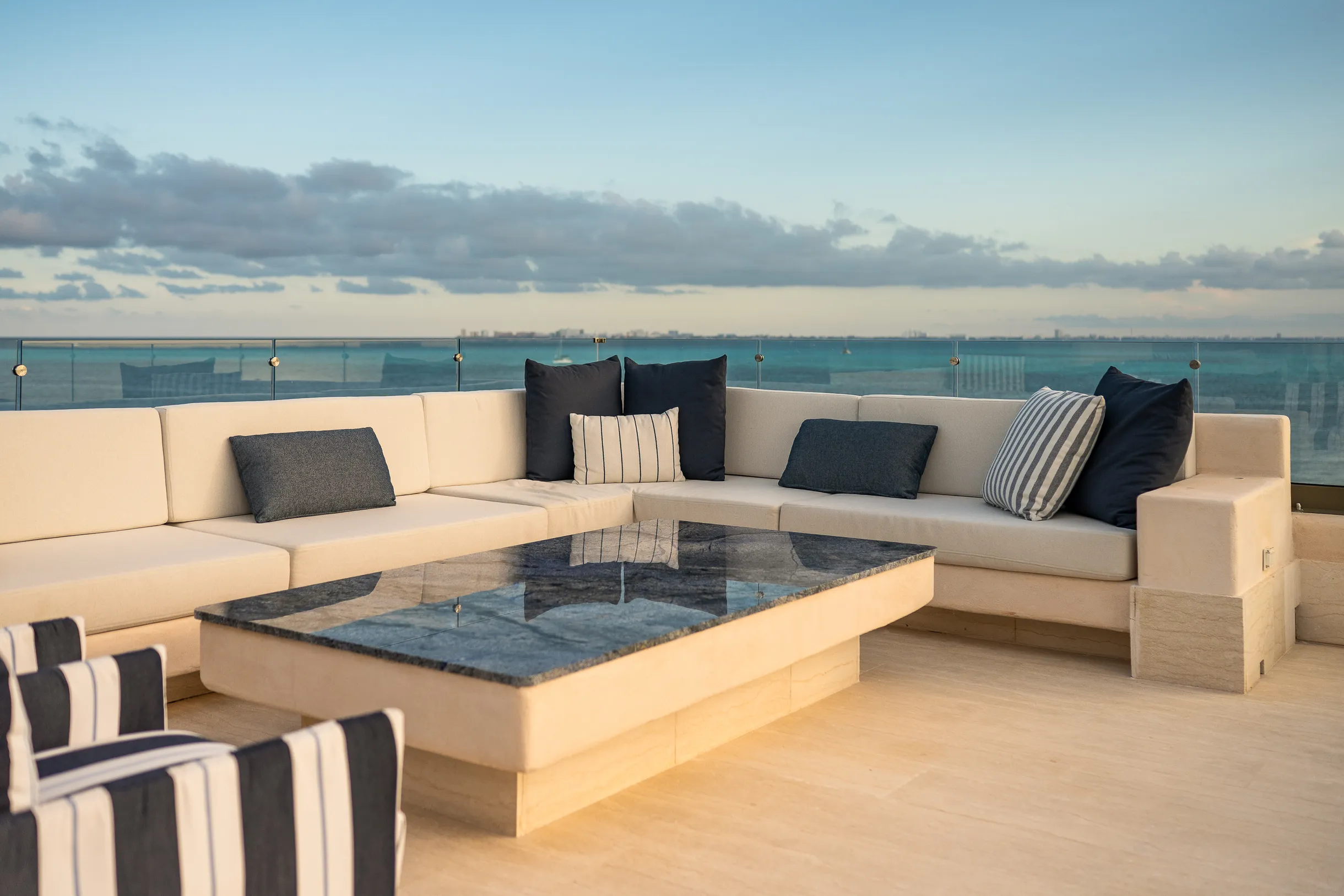 Wander Isla Mujeres Oasis #108