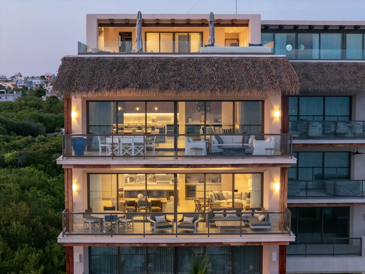 Wander Isla Mujeres Oasis