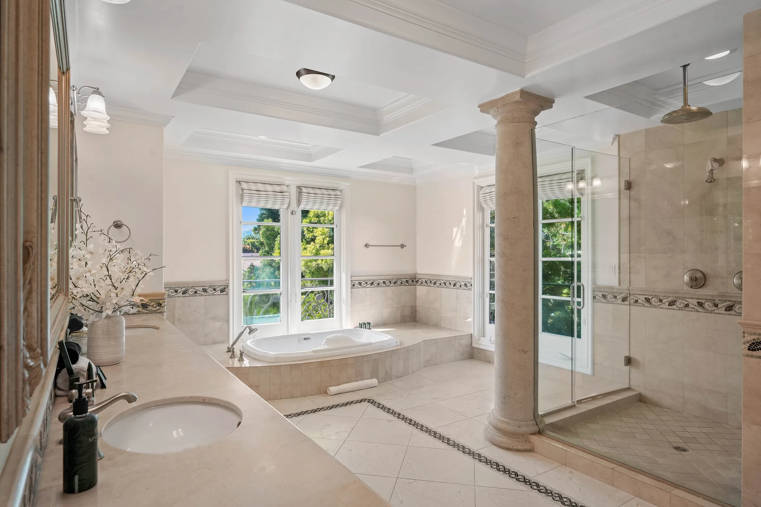 Wander Beverly Hills Splendore #9