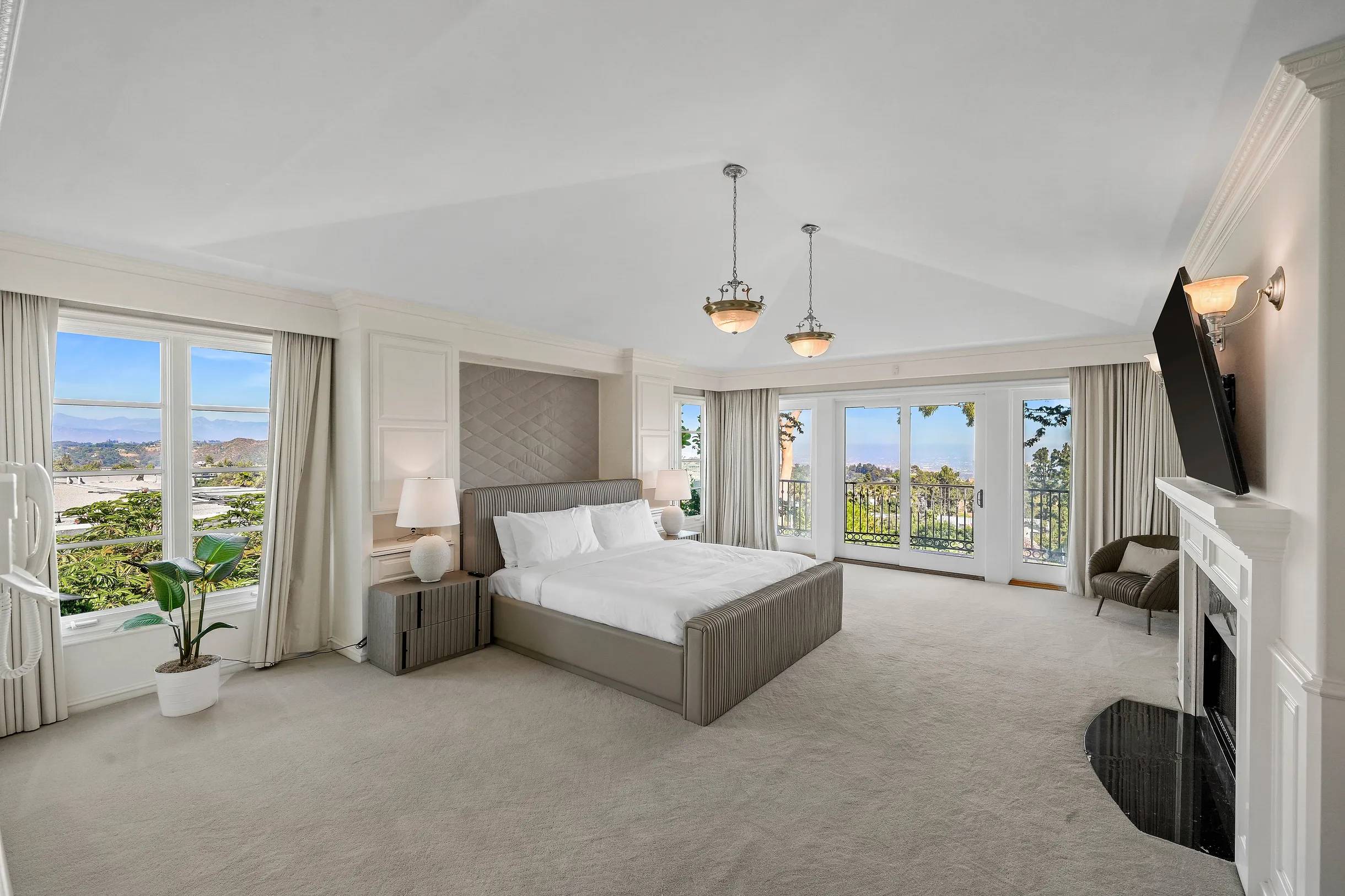 Wander Beverly Hills Splendore #35