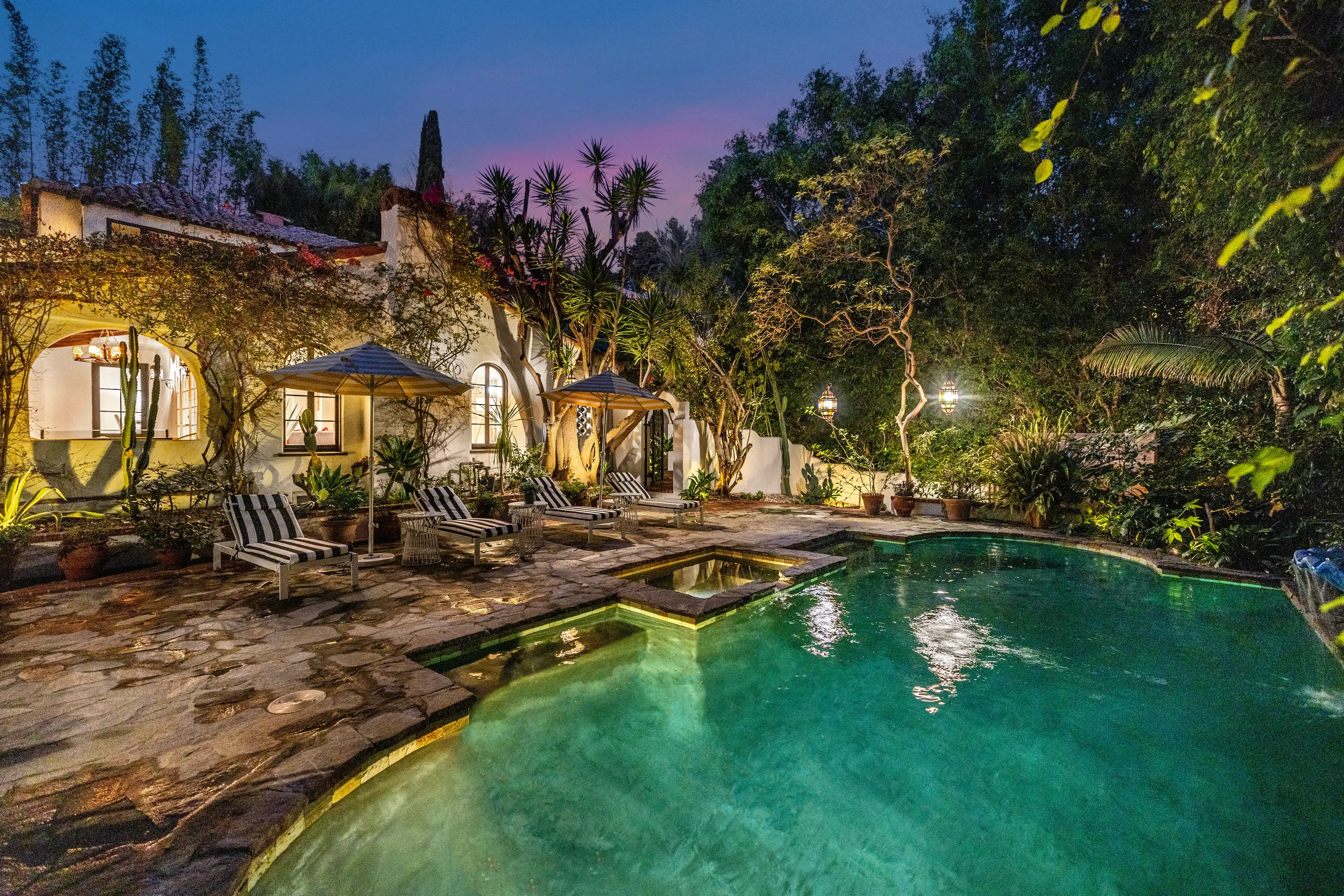 Wander West Hollywood Vale #20