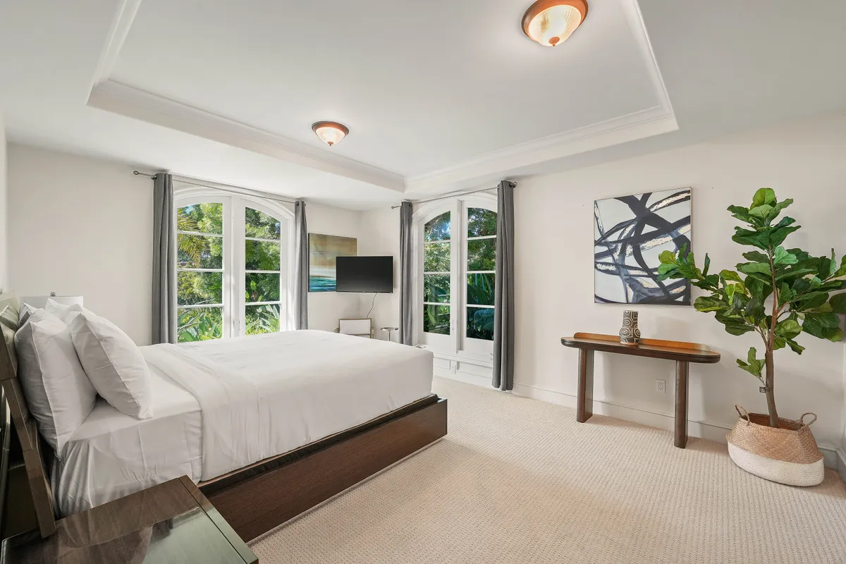 Bedroom 5 image