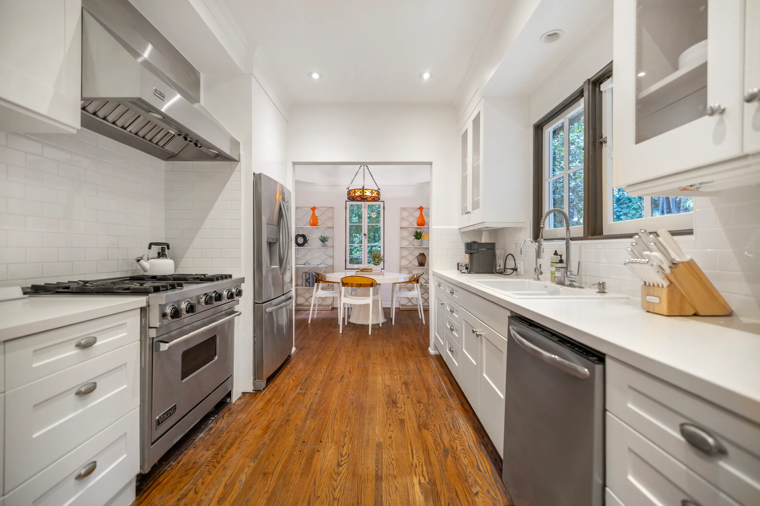 Wander West Hollywood Vale #12