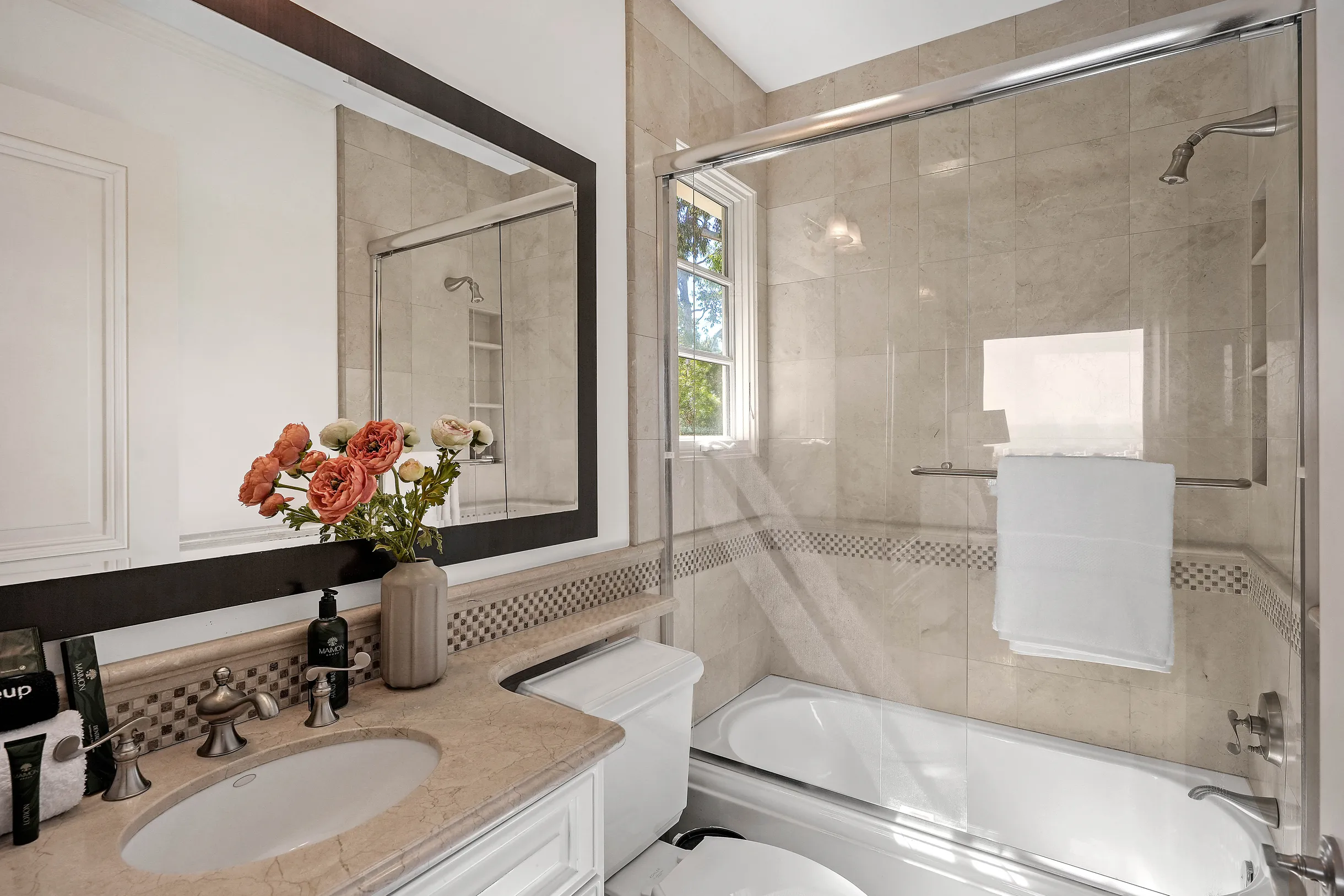 Wander Beverly Hills Splendore #20