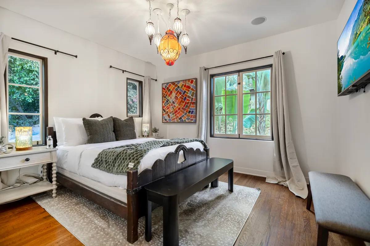 Bedroom 3 image