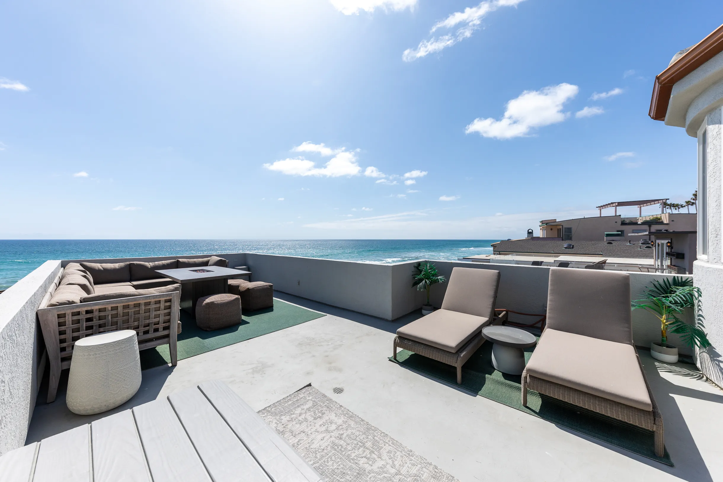 Wander Oceanside Oasis #2