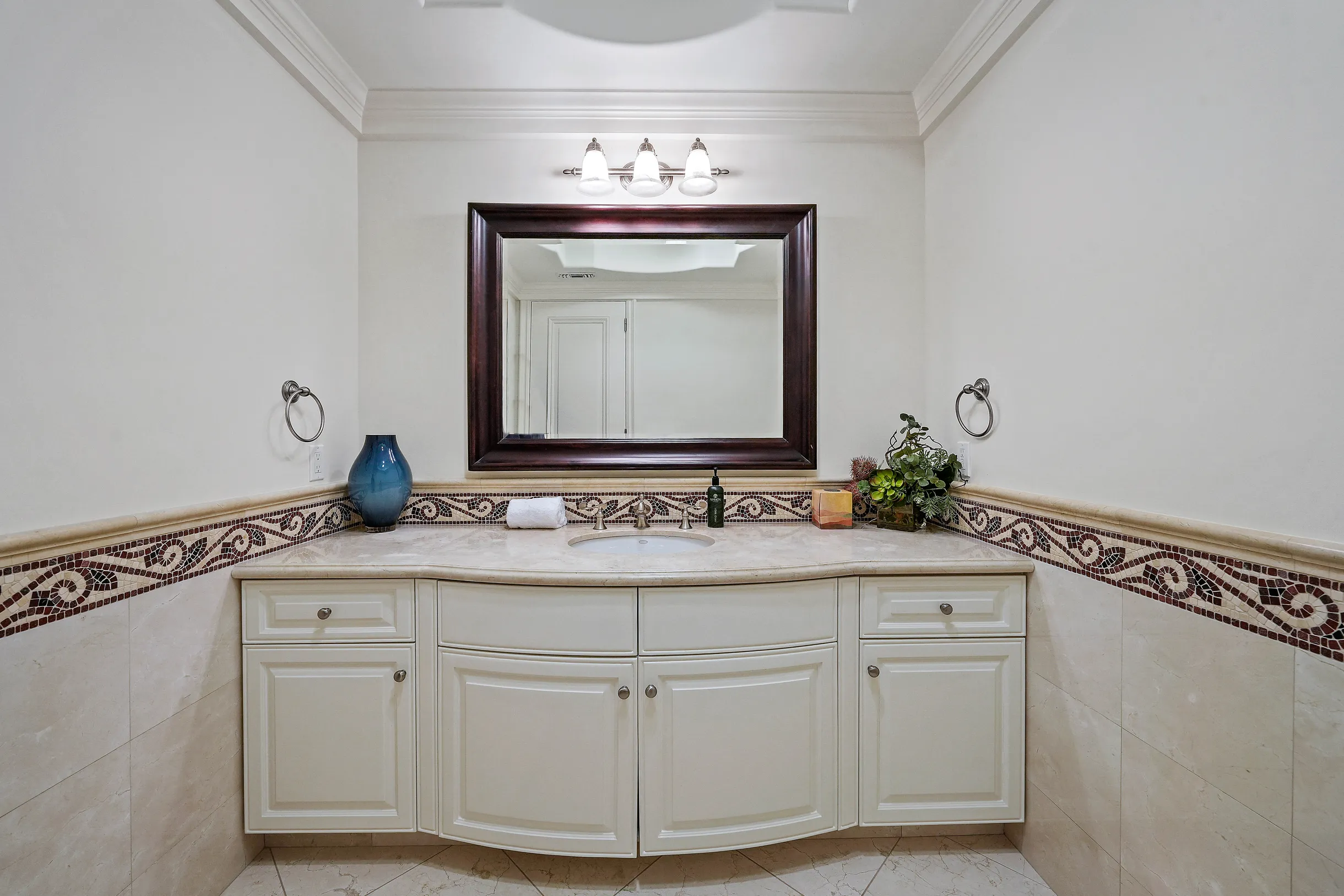 Wander Beverly Hills Splendore #23