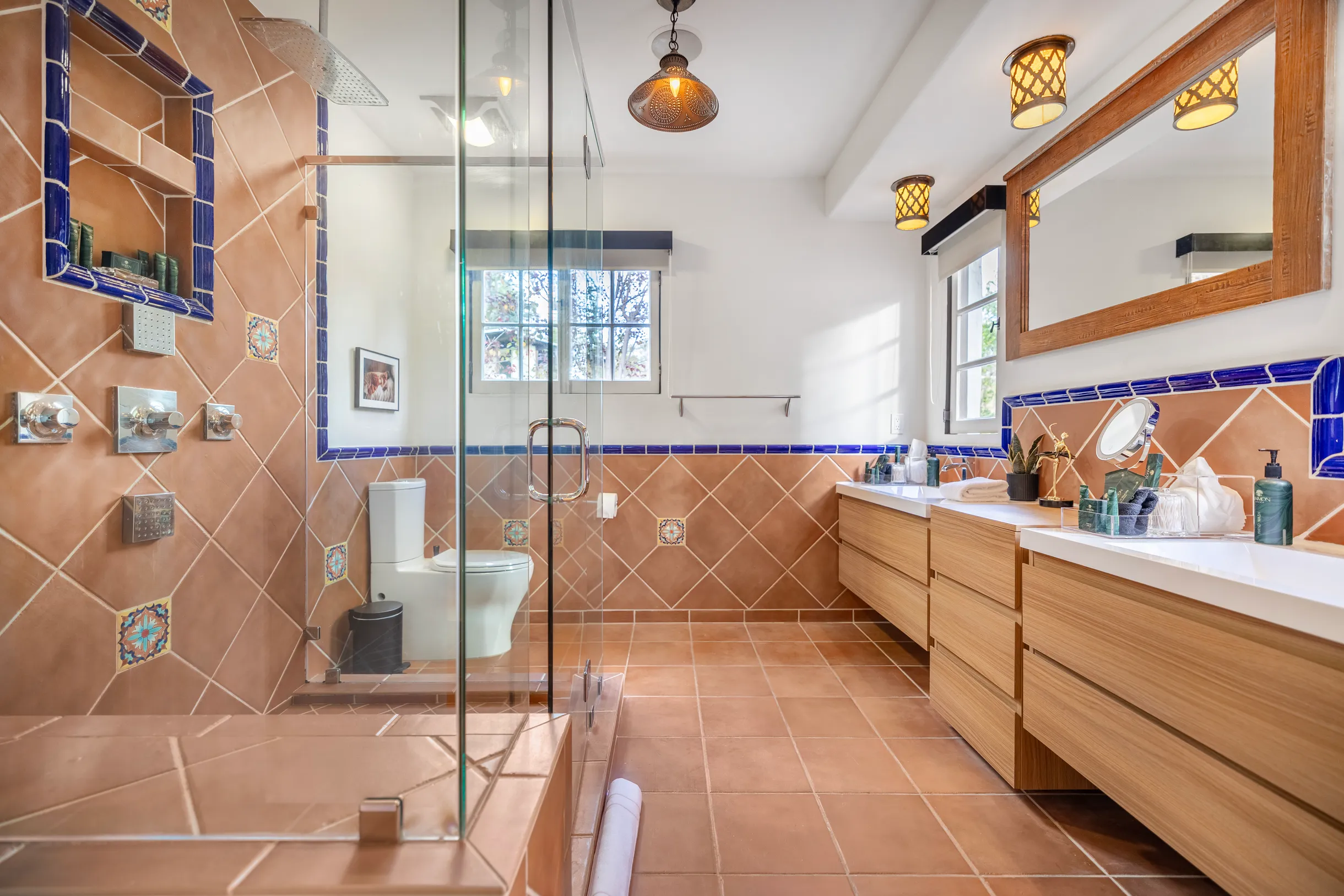 Wander West Hollywood Vale #27