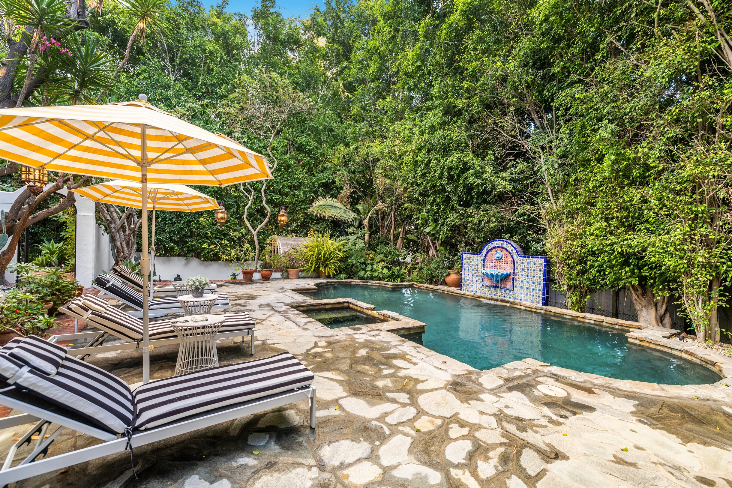 Wander West Hollywood Vale #50