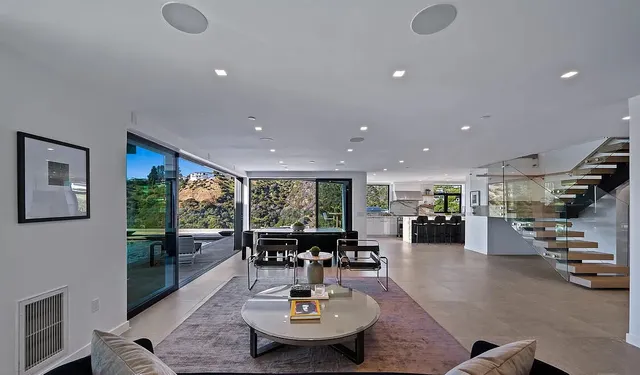 Wander Hollywood Cityview #3