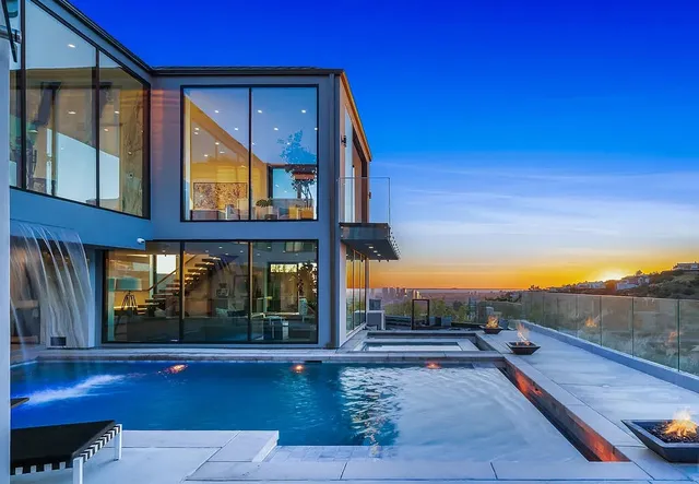 Wander Hollywood Cityview #2