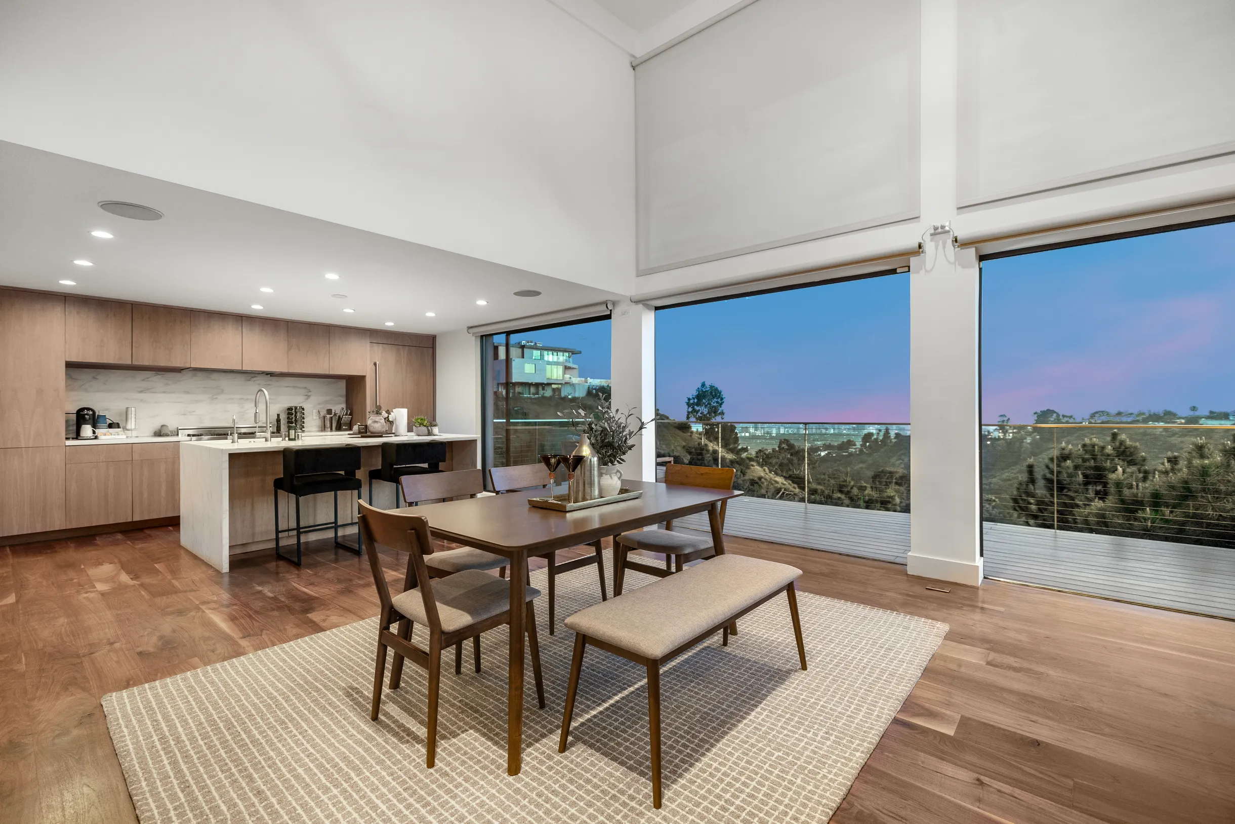 Wander Beverly Hills Skyridge #4