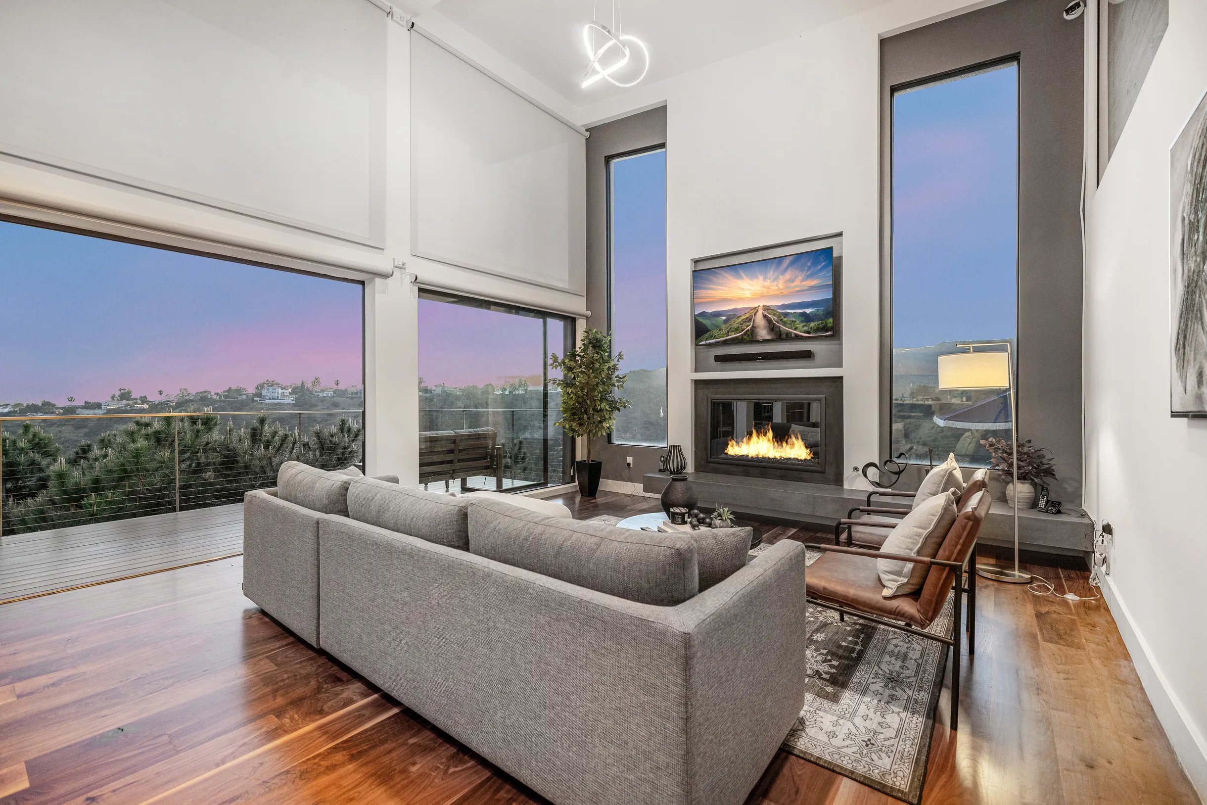 Wander Beverly Hills Skyridge #6