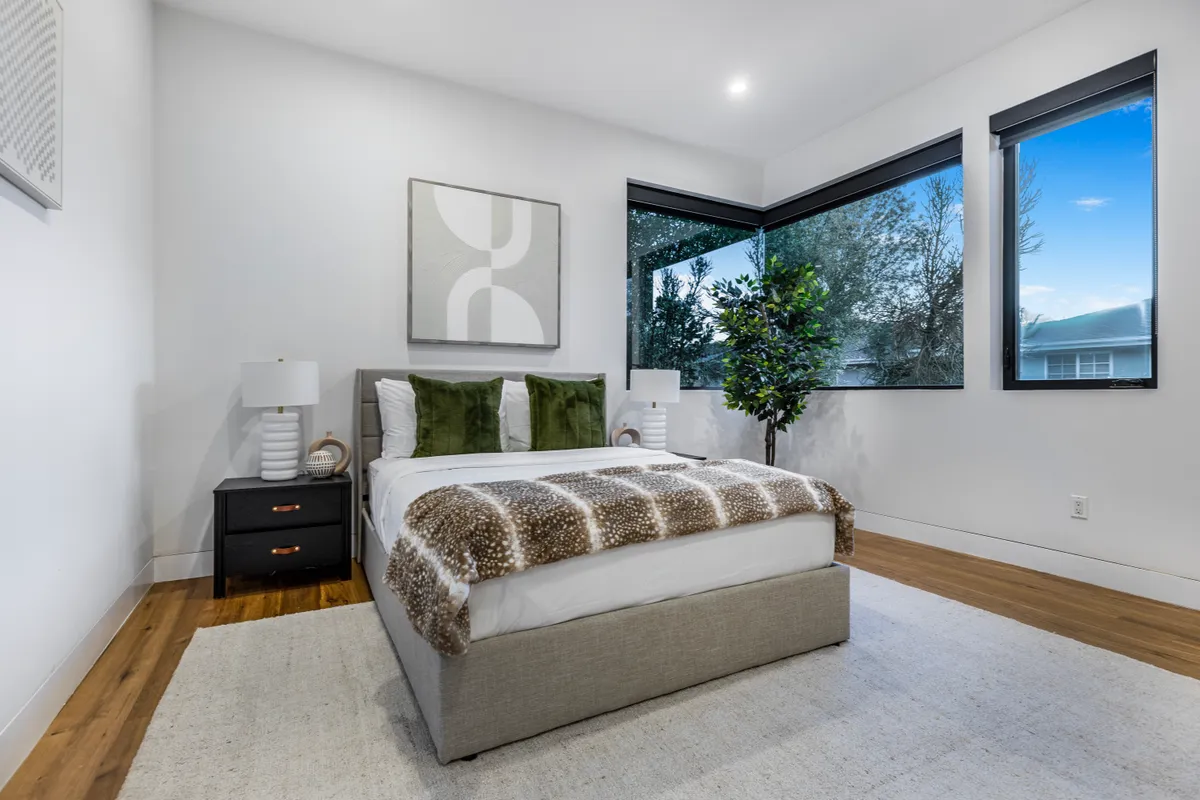 Bedroom 4 image