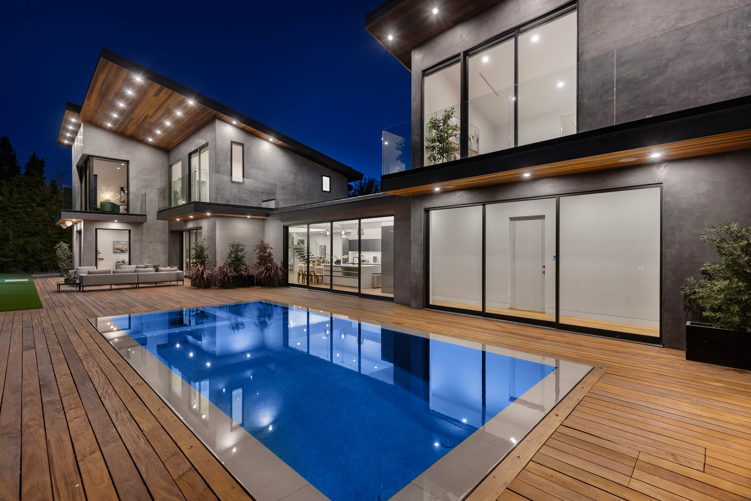 Wander Tarzana Skyline #36