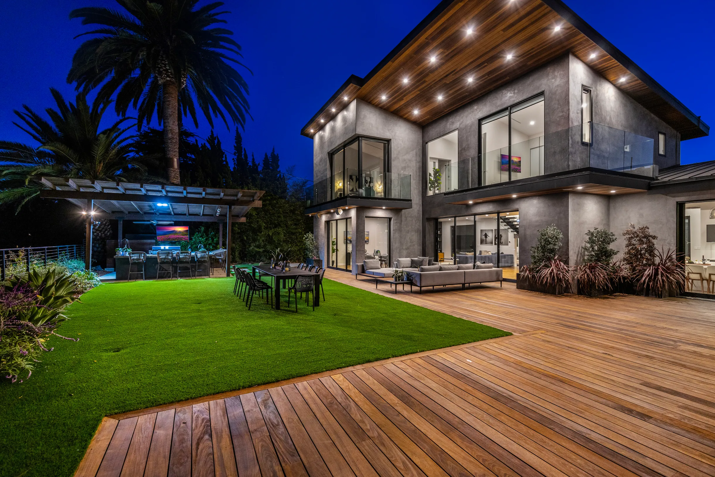 Wander Tarzana Skyline #43