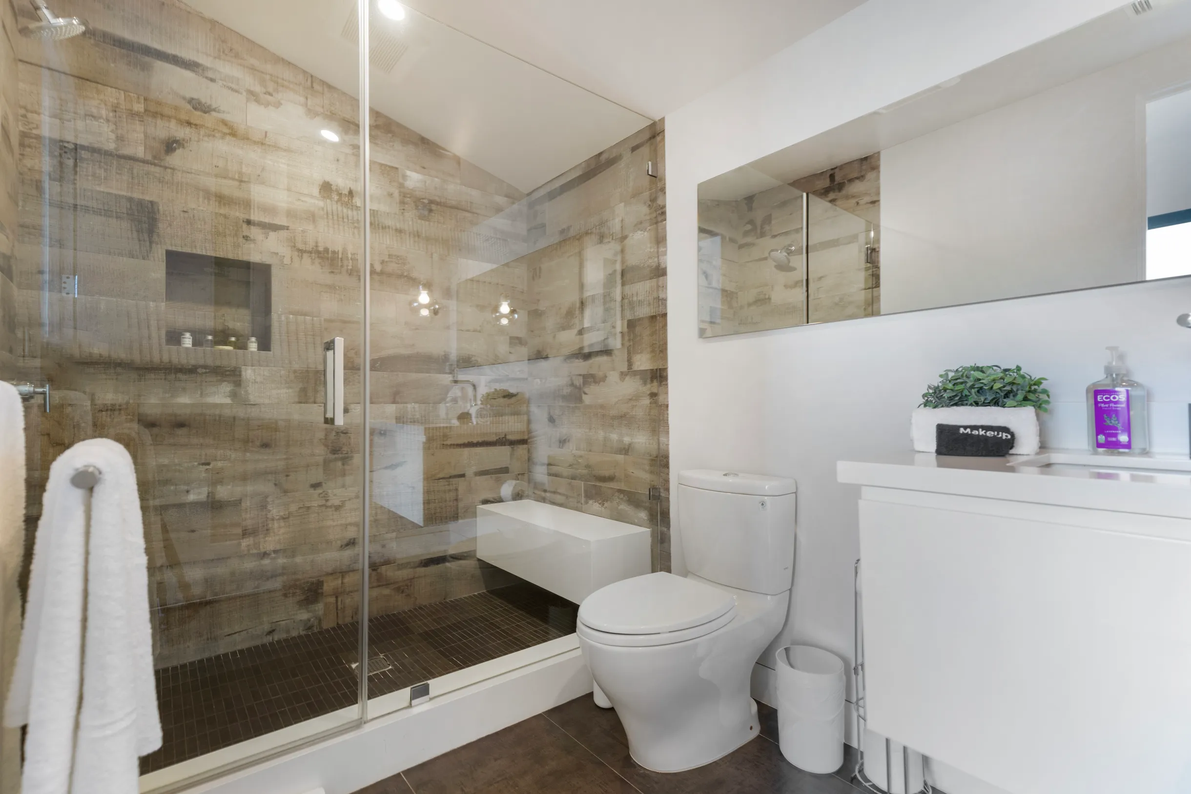 Wander Tarzana Skyline #19