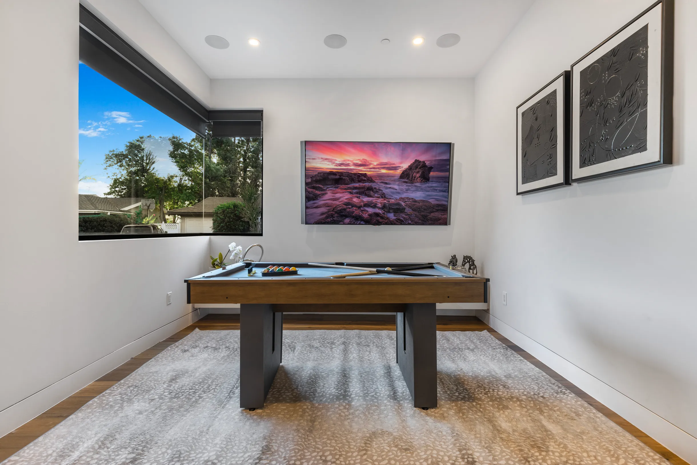 Wander Tarzana Skyline #21