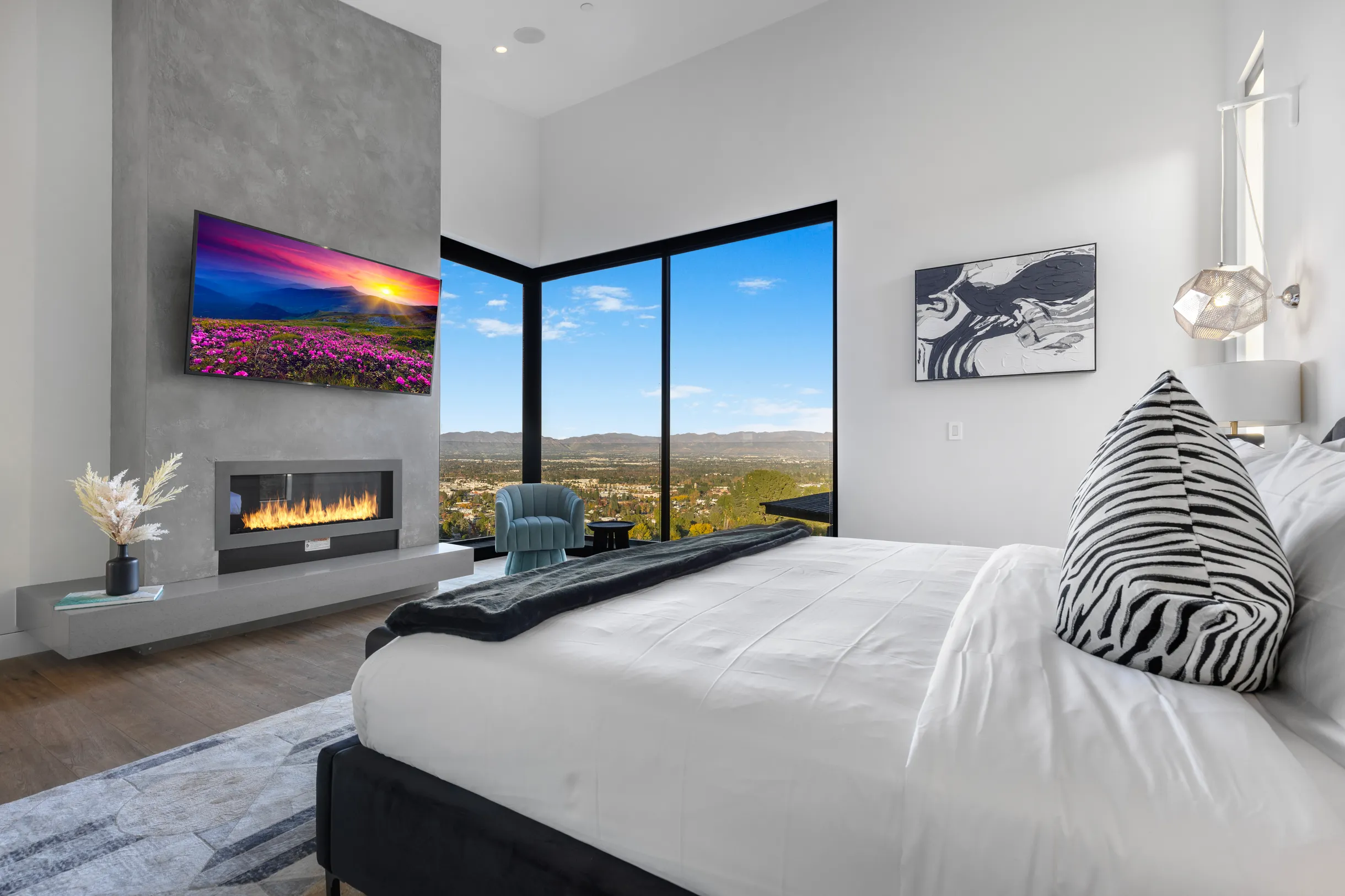 Wander Tarzana Skyline #31