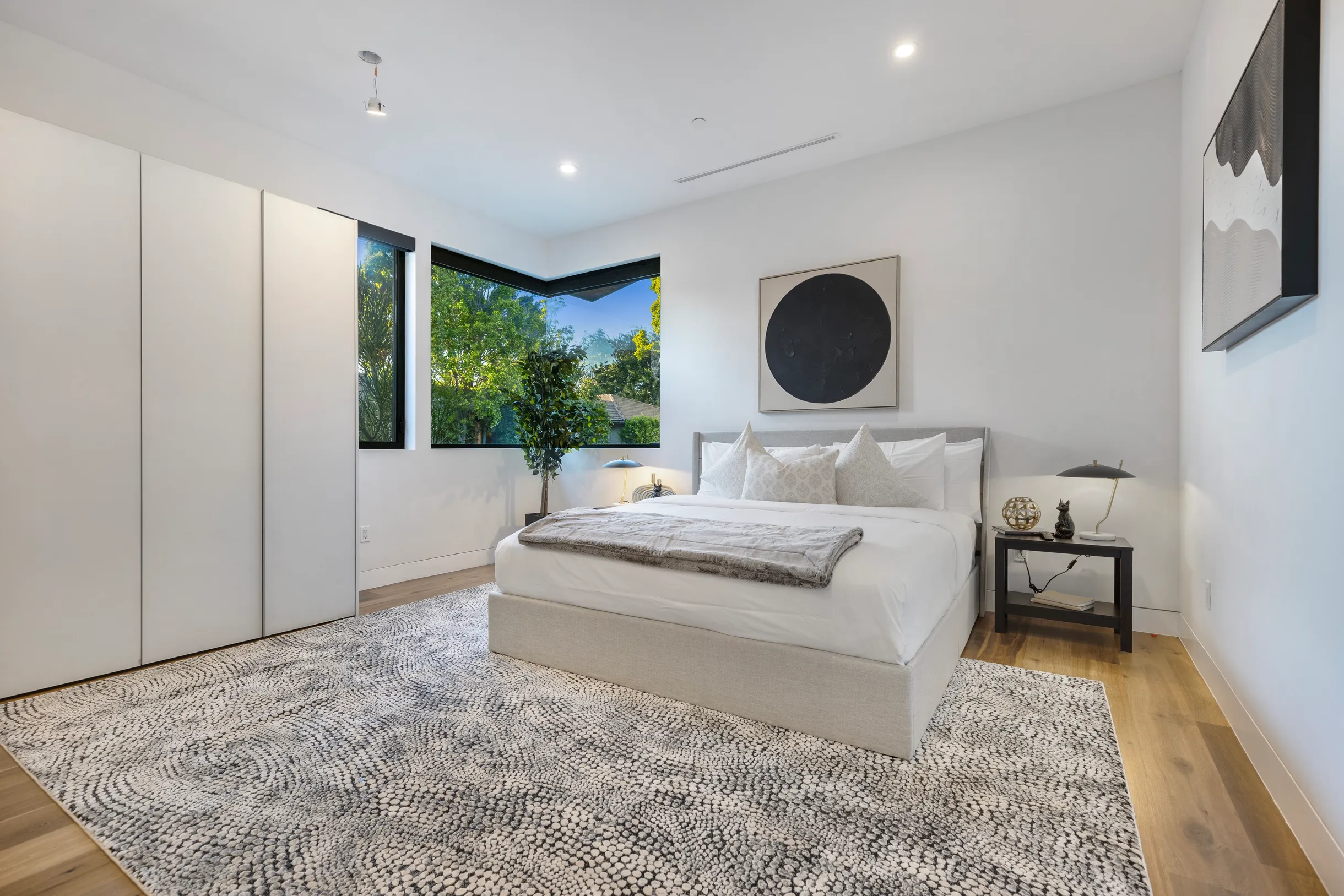 Wander Tarzana Skyline #22