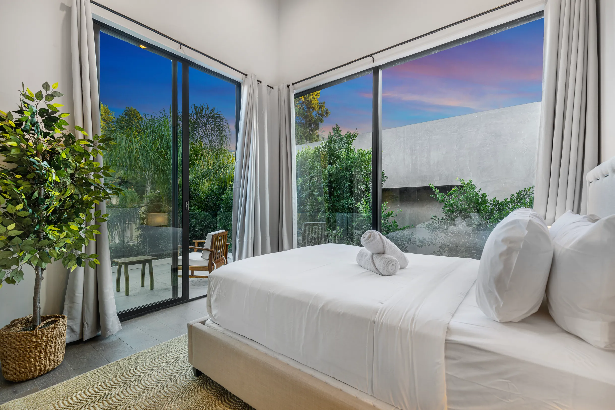 Wander Beverly Hills Pinnacle #30