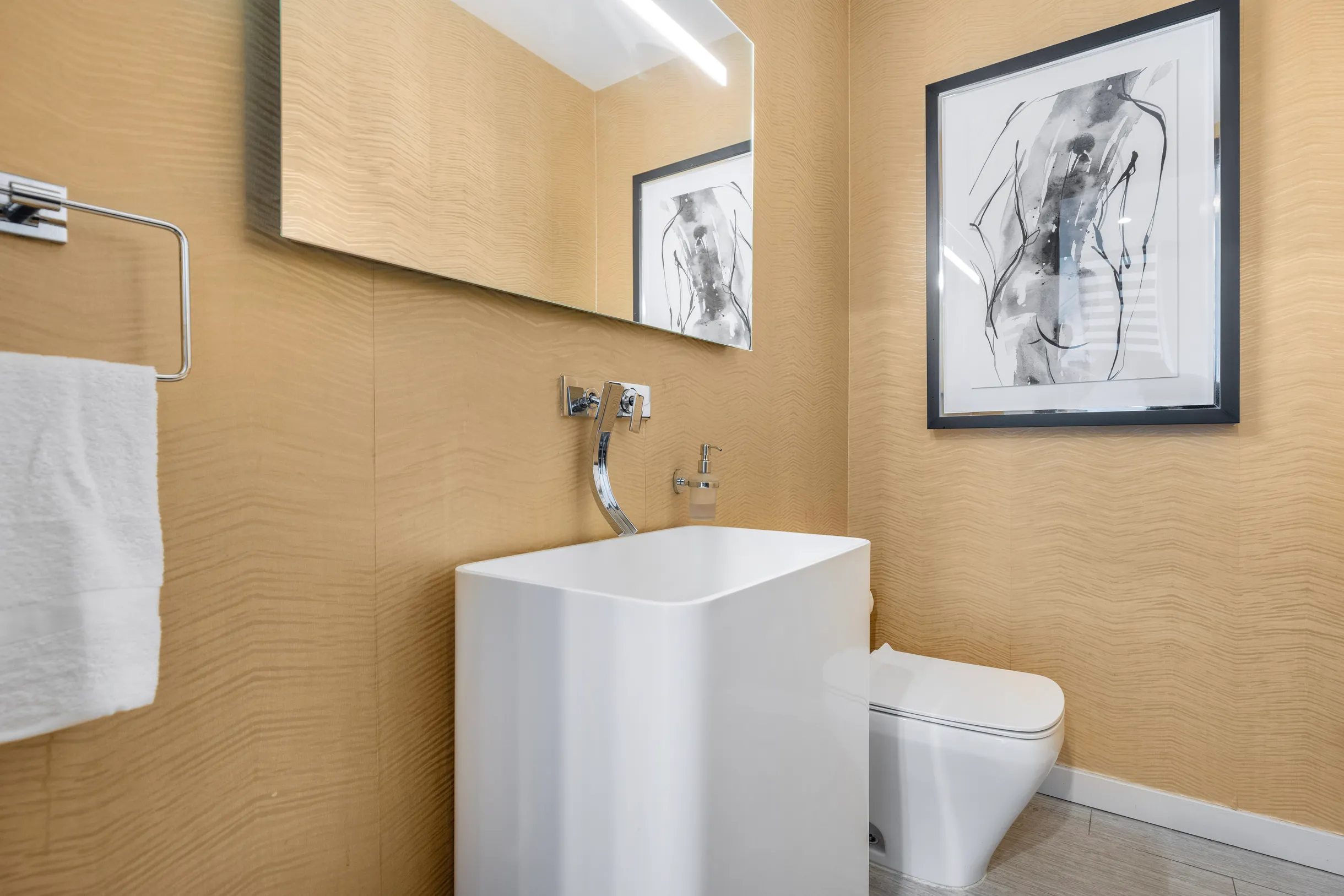 Wander Beverly Hills Pinnacle #18