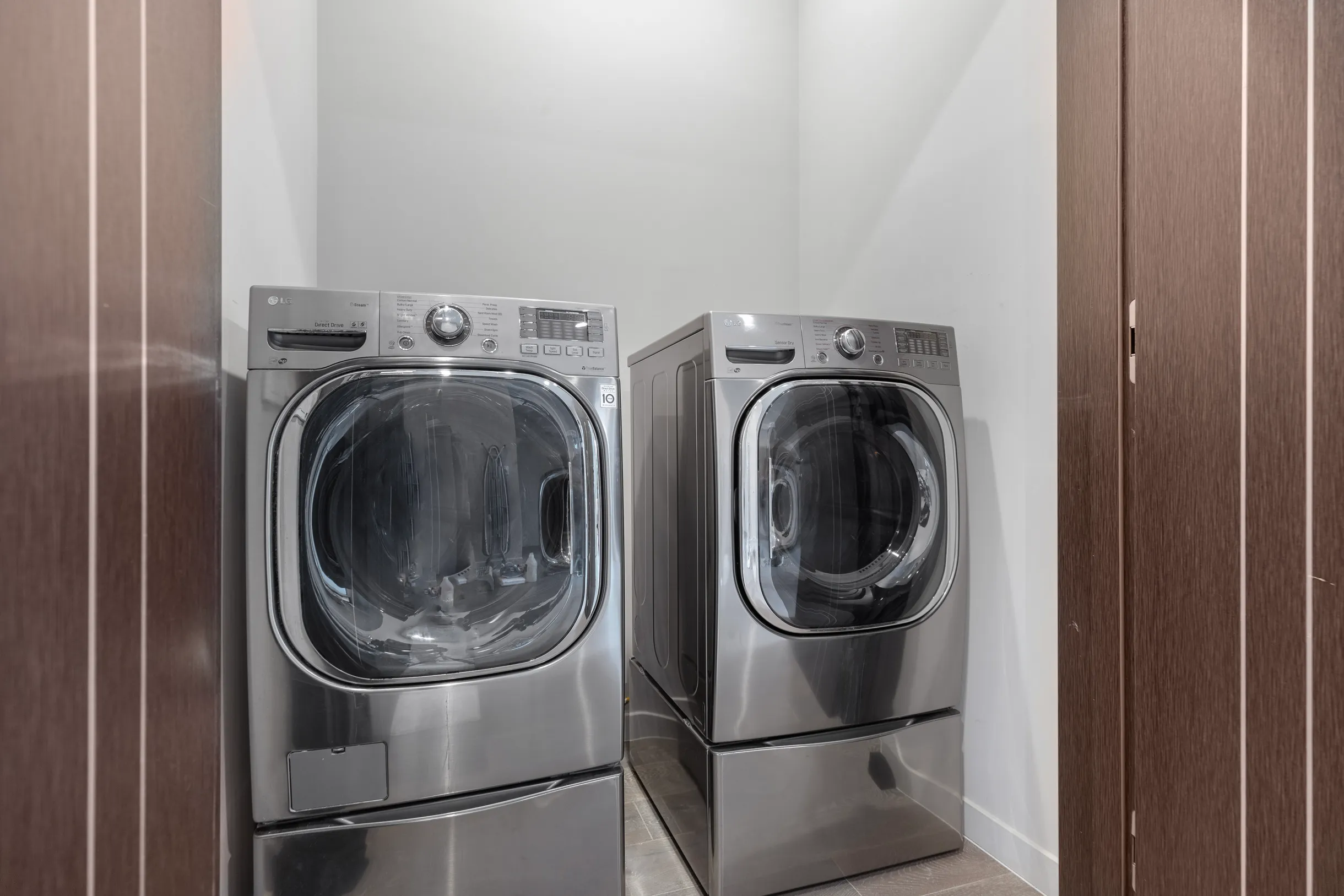 Wander Beverly Hills Pinnacle #22