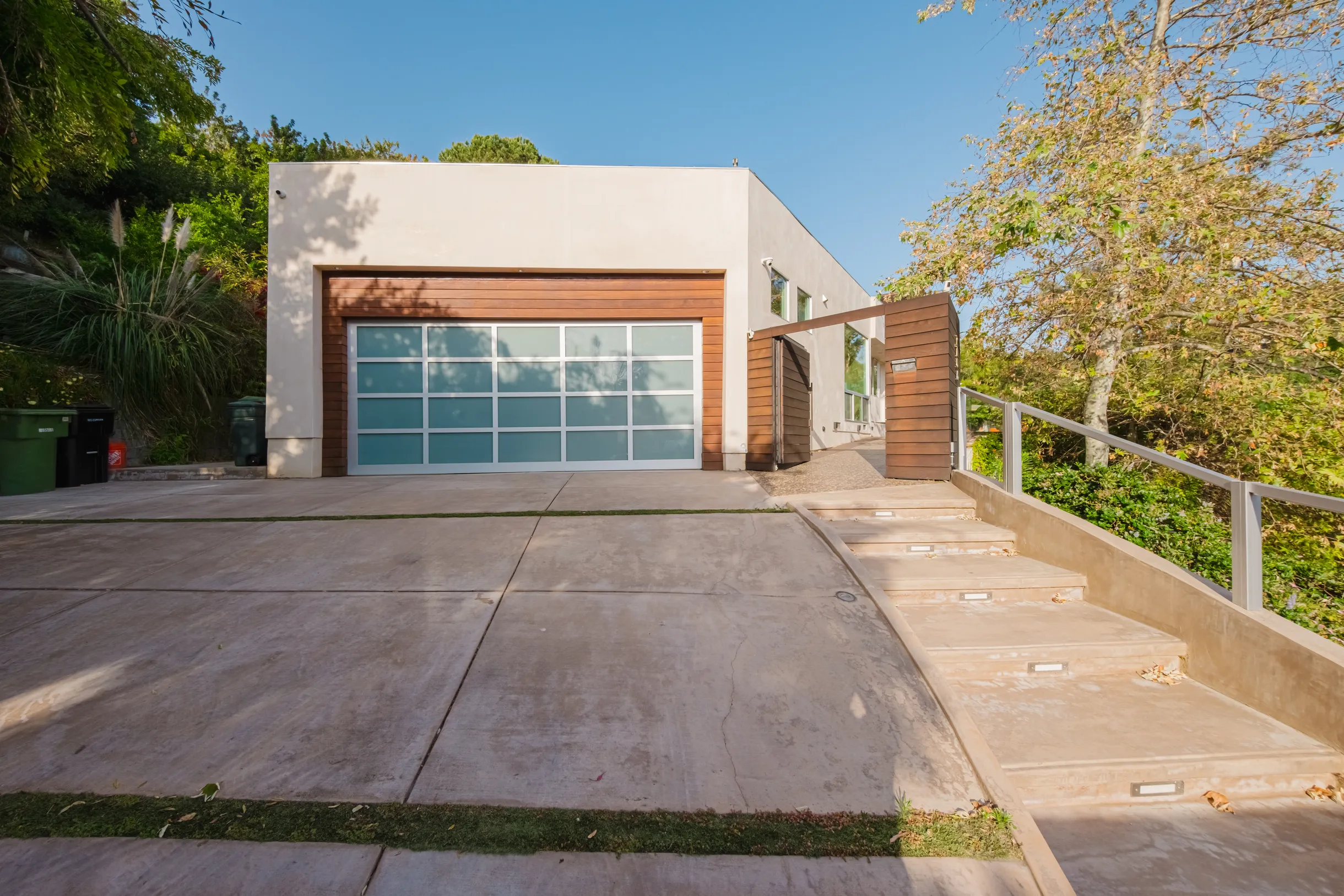 Wander Beverly Hills Serenity #35