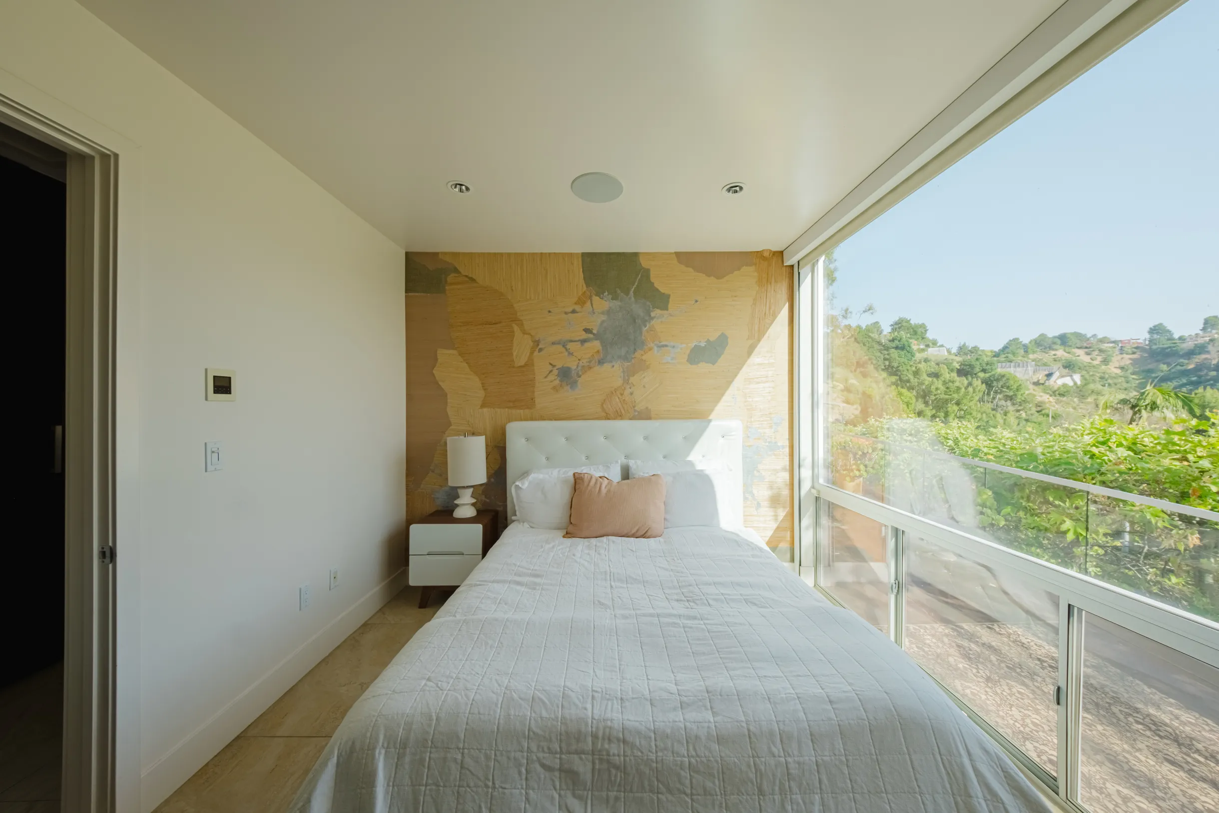 Wander Beverly Hills Serenity #22