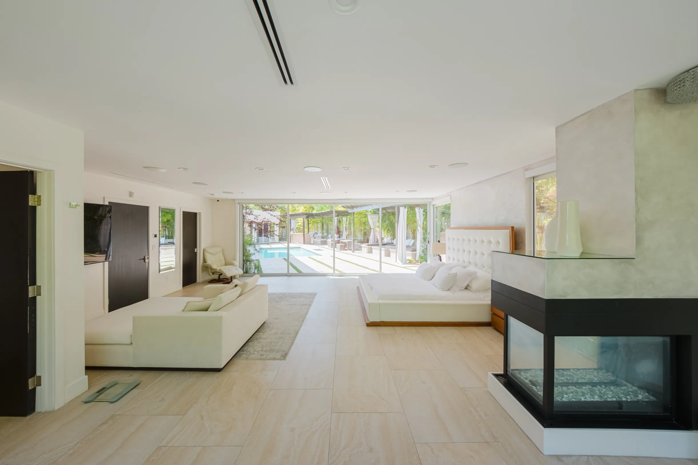 Wander Beverly Hills Serenity #36