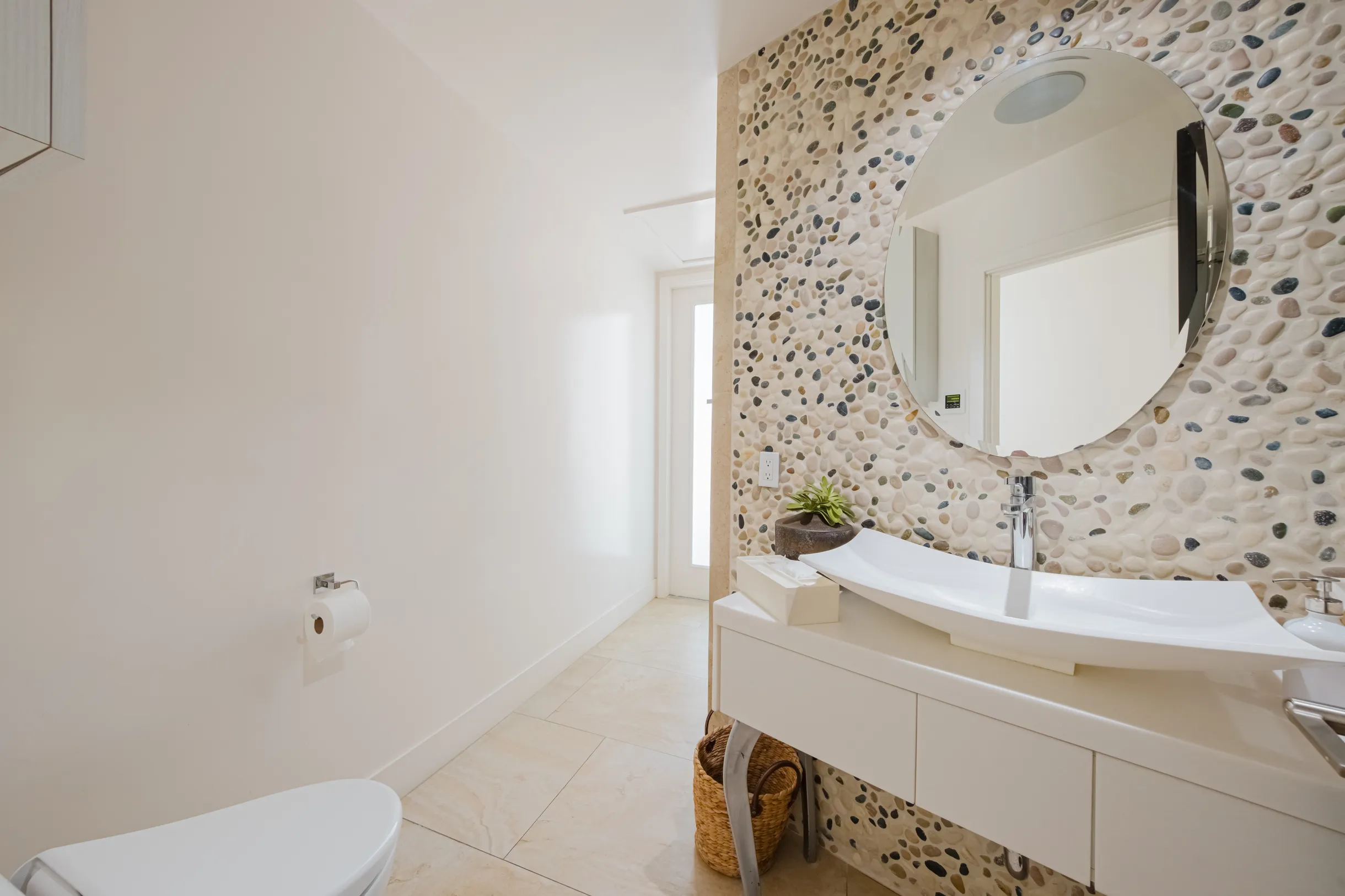 Wander Beverly Hills Serenity #8