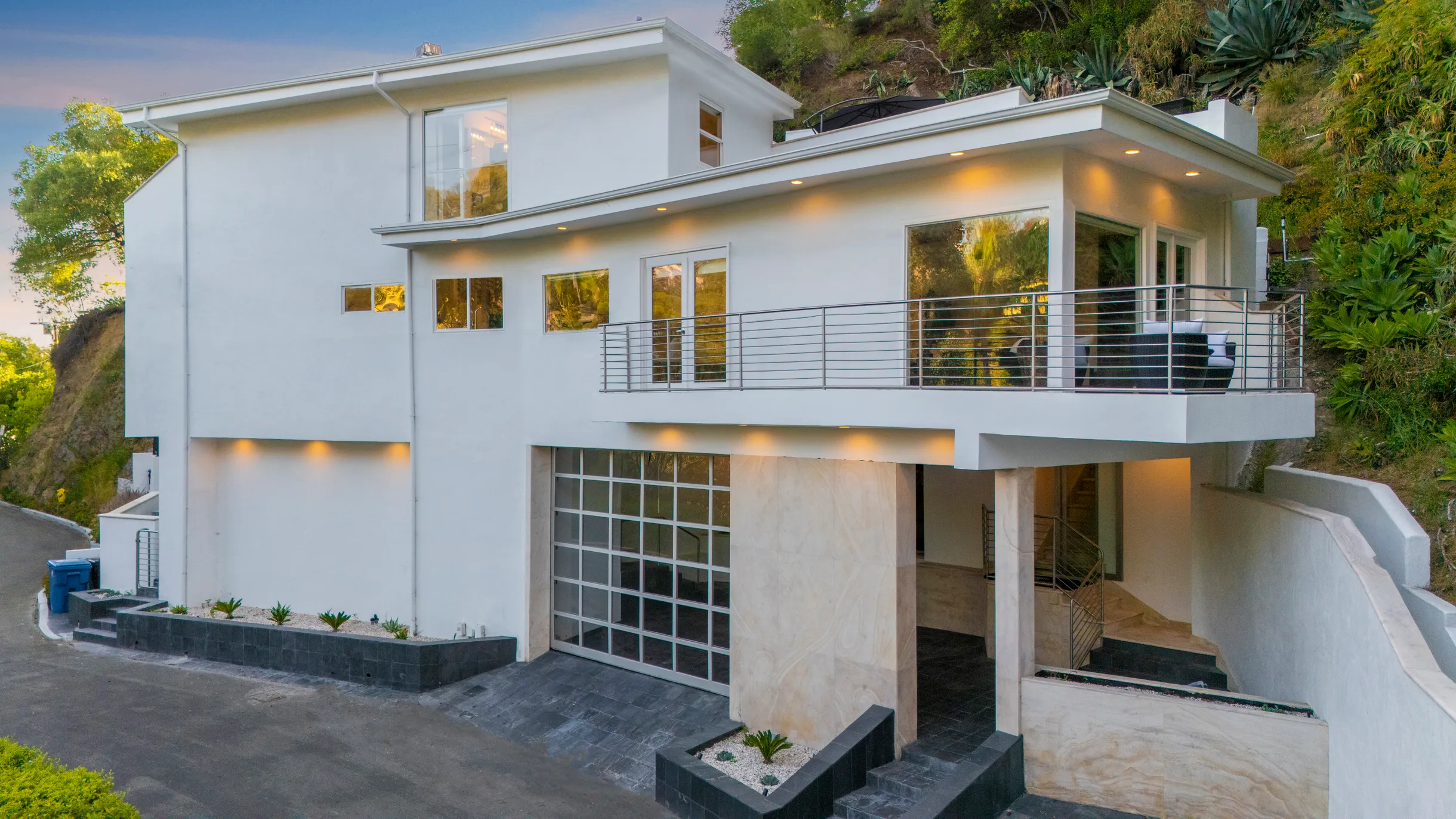 Wander Los Angeles Belvedere #29