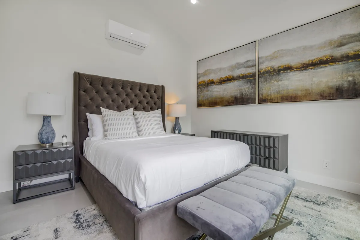 Bedroom 6 image