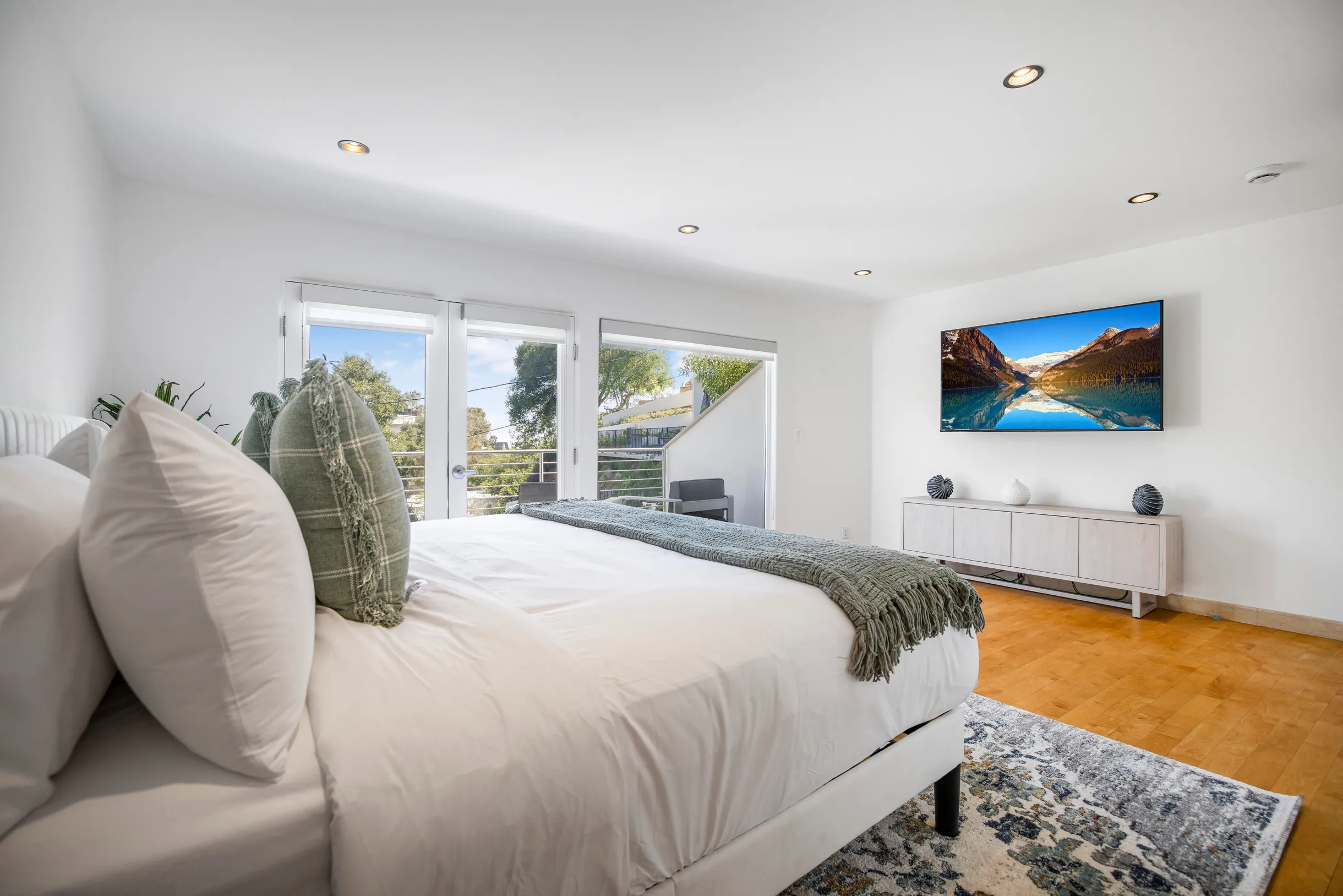 Wander Los Angeles Belvedere #17