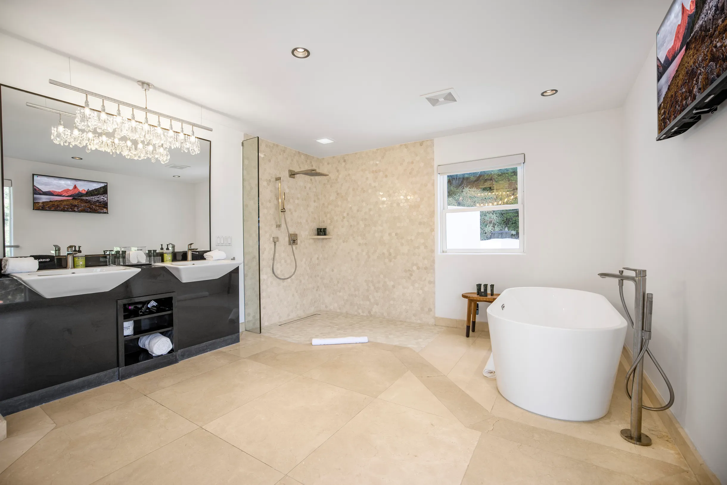 Wander Los Angeles Belvedere #26