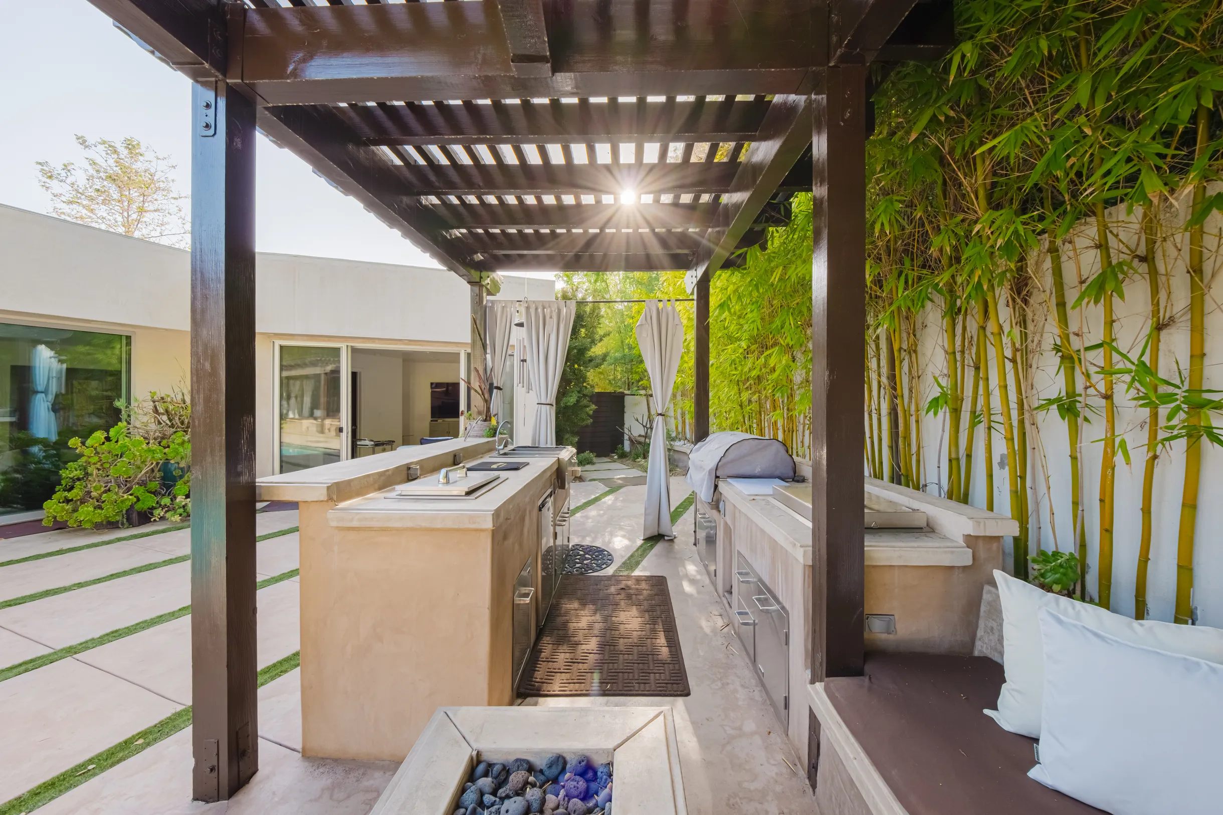 Wander Beverly Hills Serenity #72