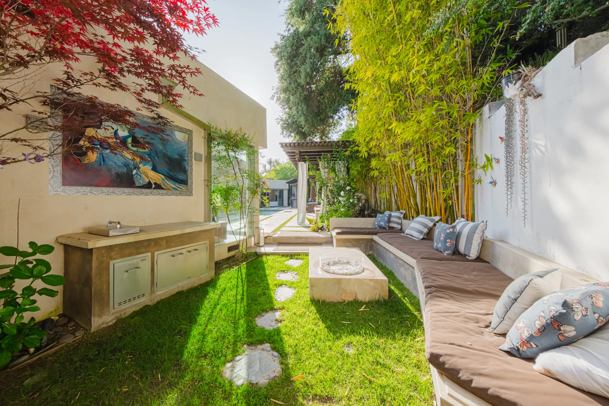 Wander Beverly Hills Serenity #25