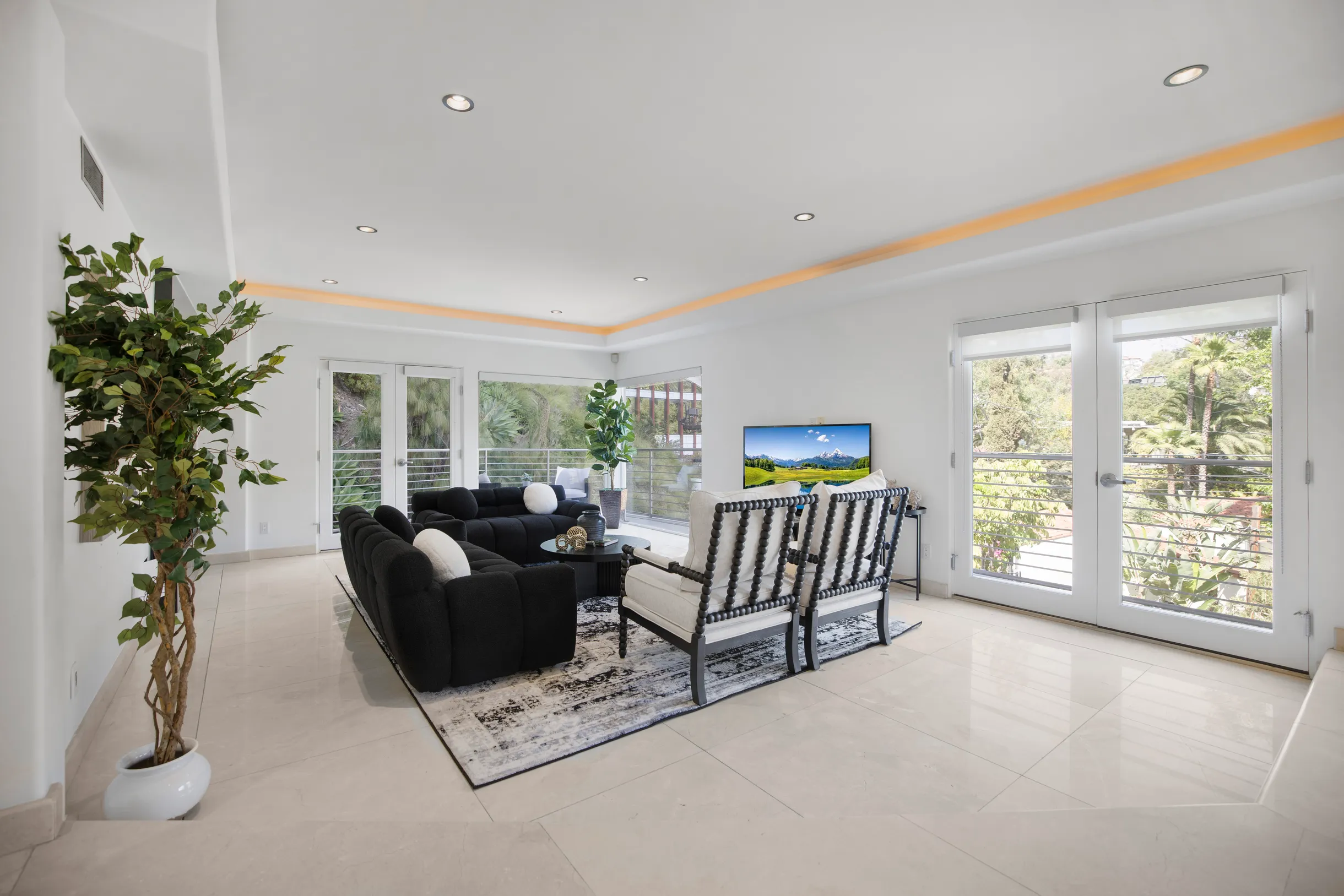 Wander Los Angeles Belvedere #35