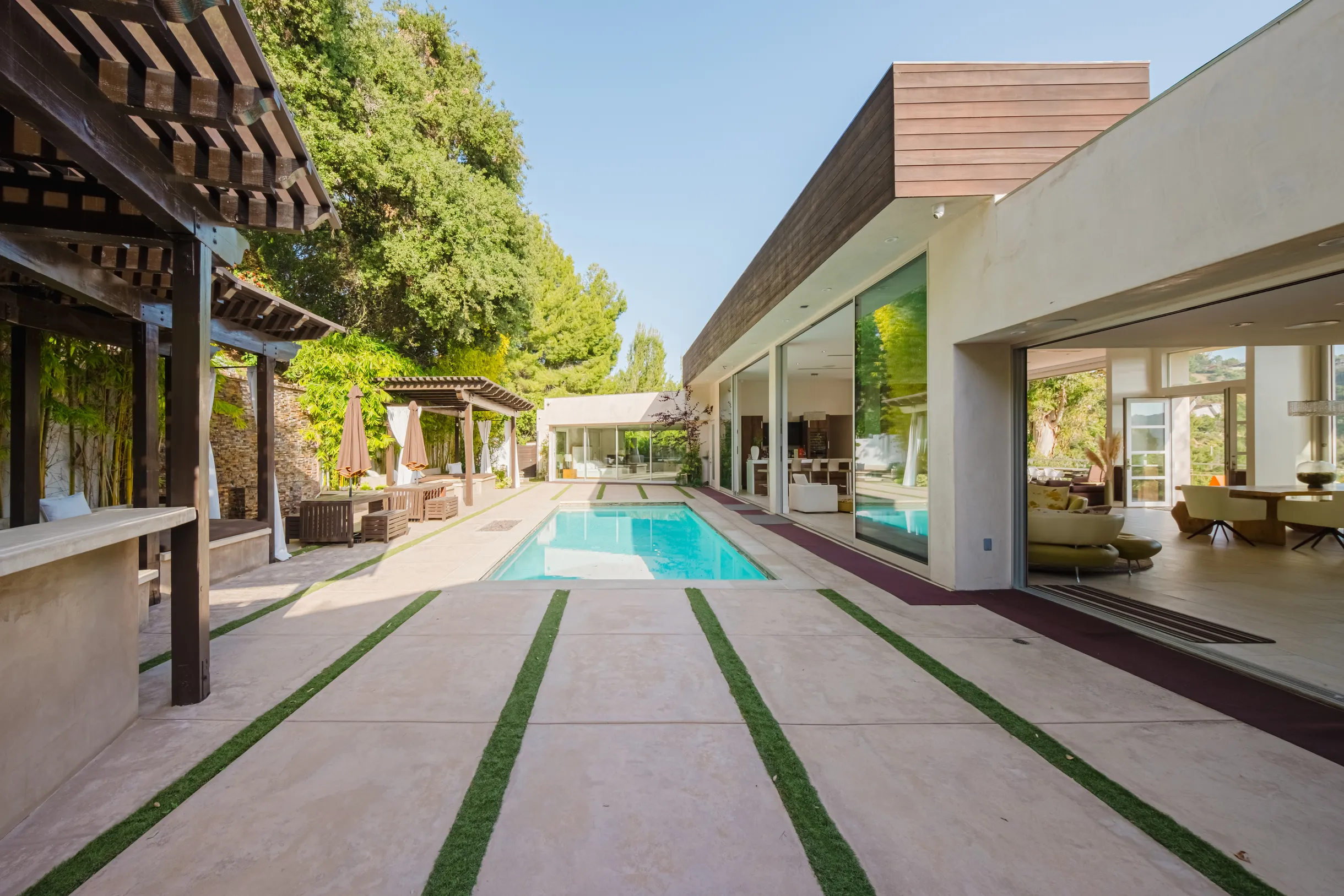 Wander Beverly Hills Serenity #76