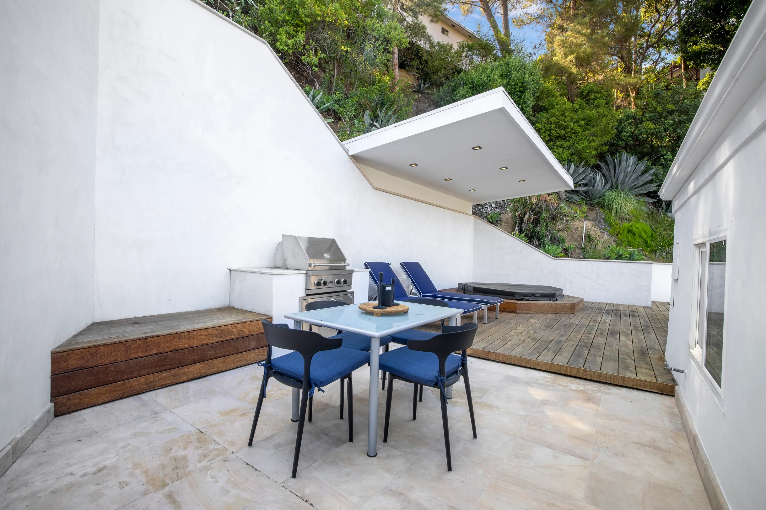 Wander Los Angeles Belvedere #33