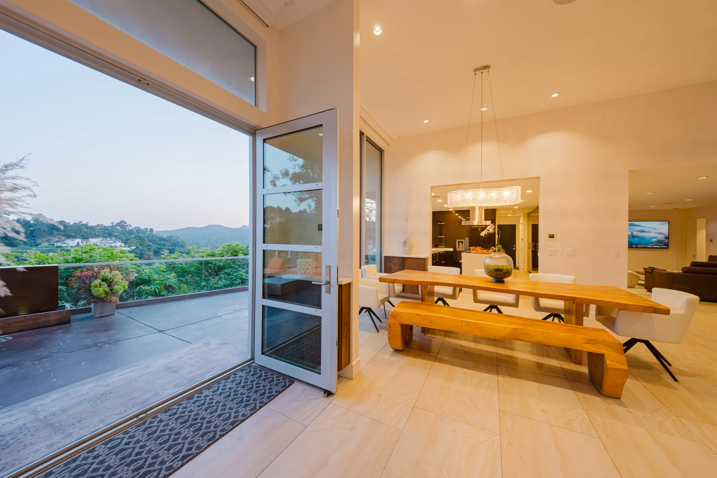 Wander Beverly Hills Serenity #52