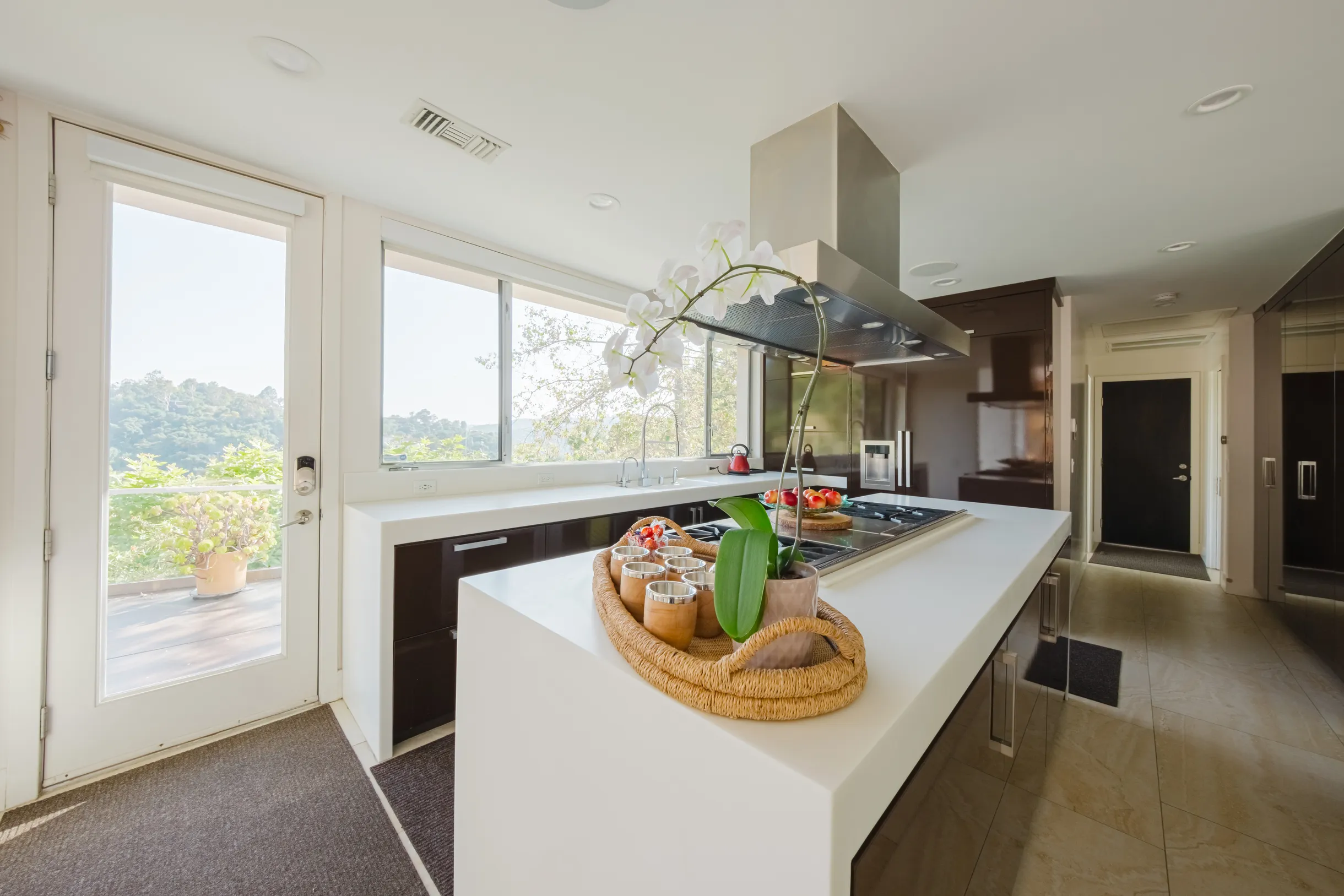 Wander Beverly Hills Serenity #29