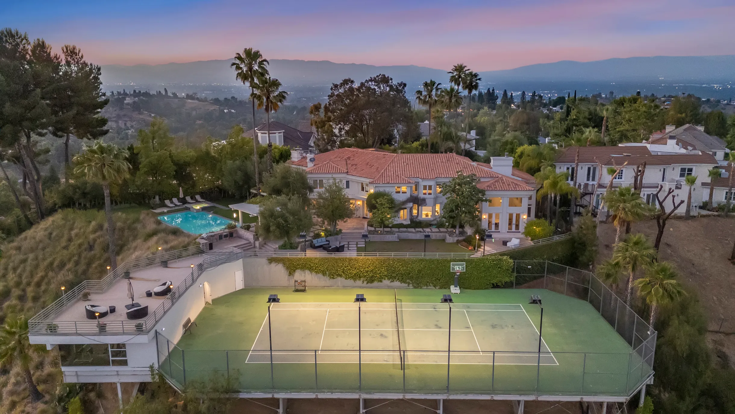 Wander Tarzana Villa #5