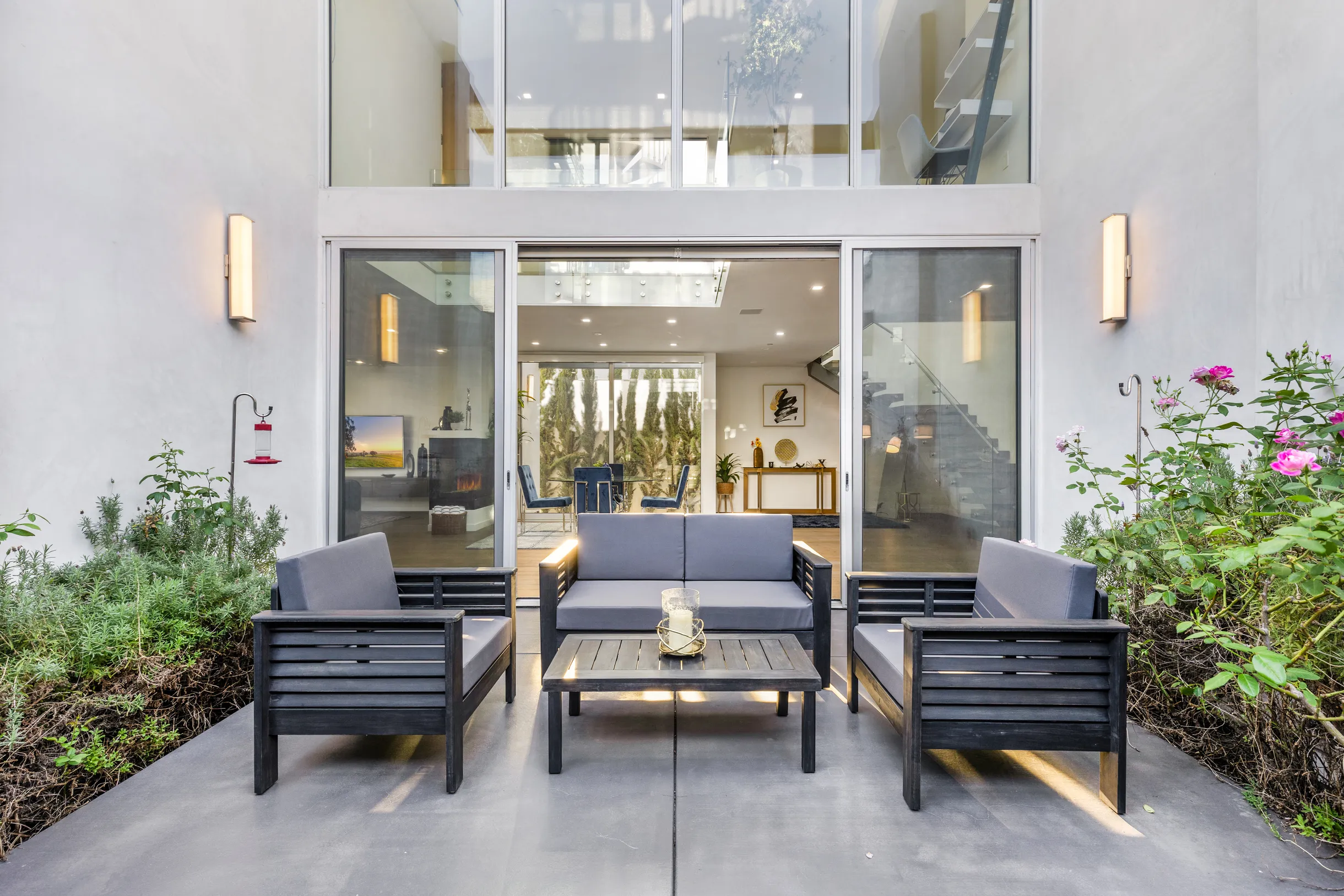 Wander West Hollywood Escape #42